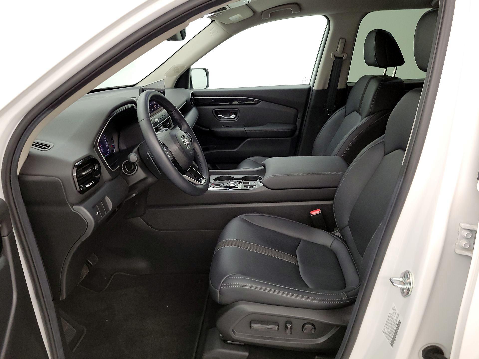 Thumbnail: 2026 Honda Passport - 11