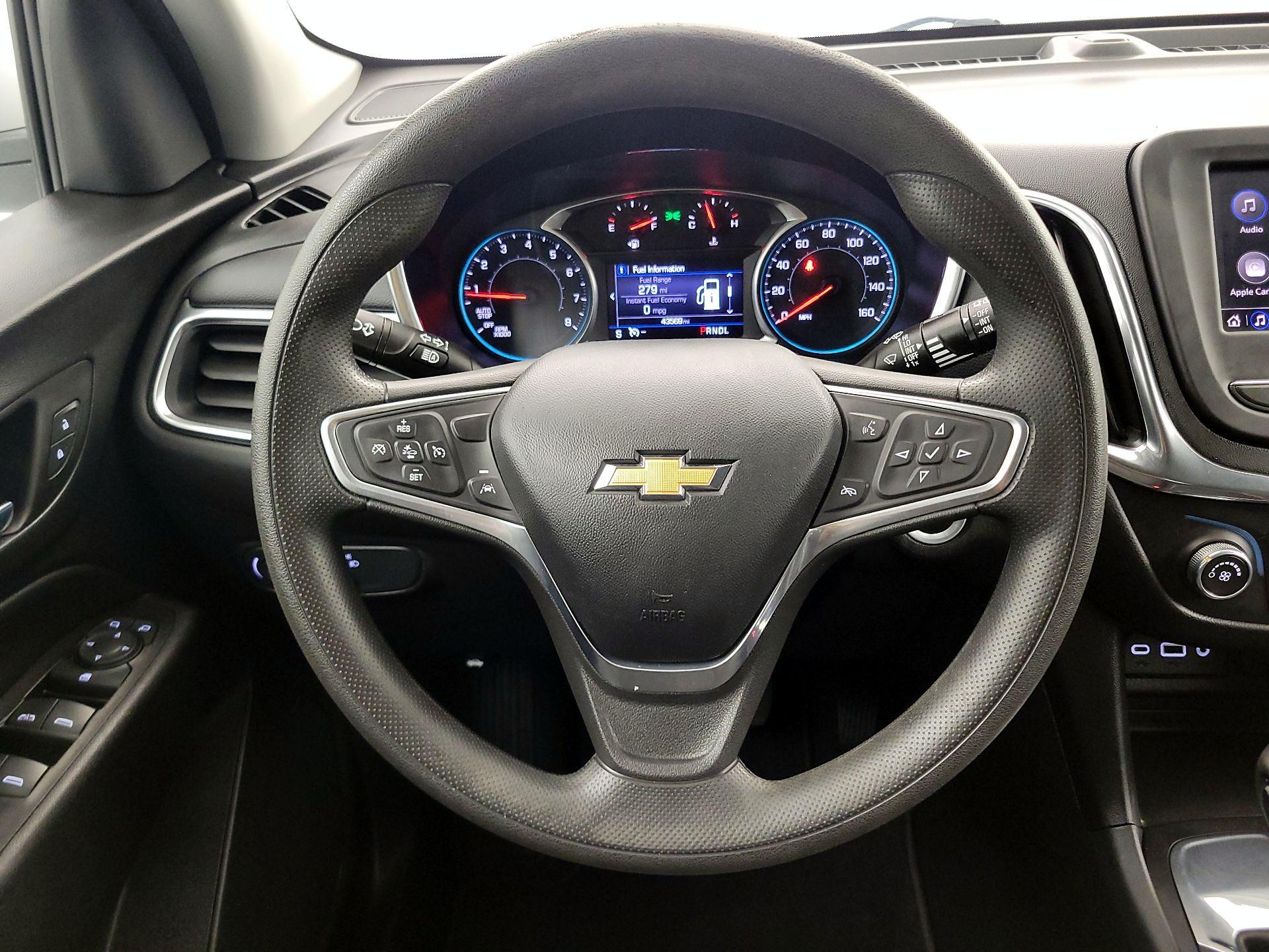 Thumbnail: 2022 Chevrolet Equinox - 10