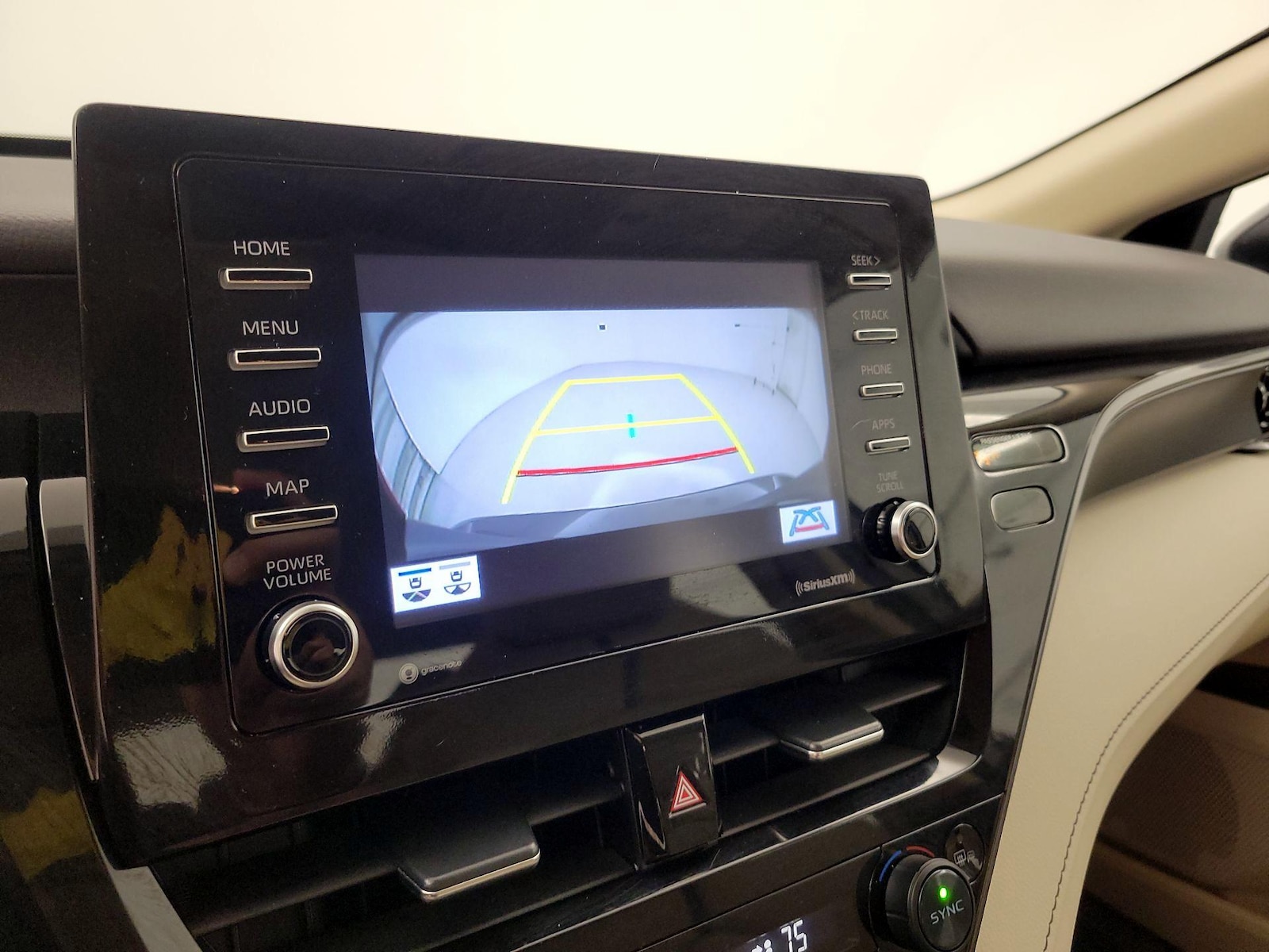 2023 Toyota Camry LE - Photo 15