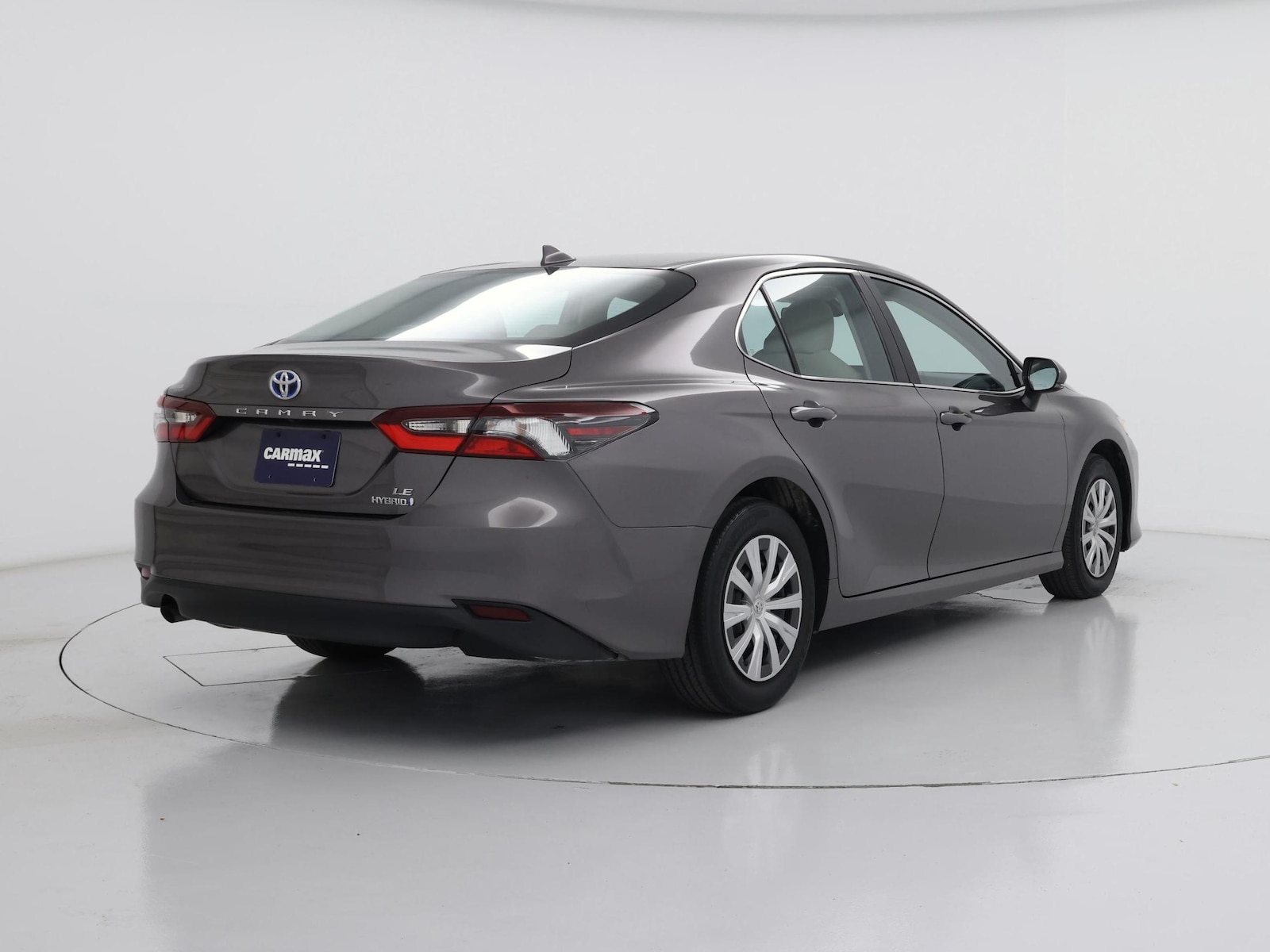 2023 Toyota Camry LE - Photo 9