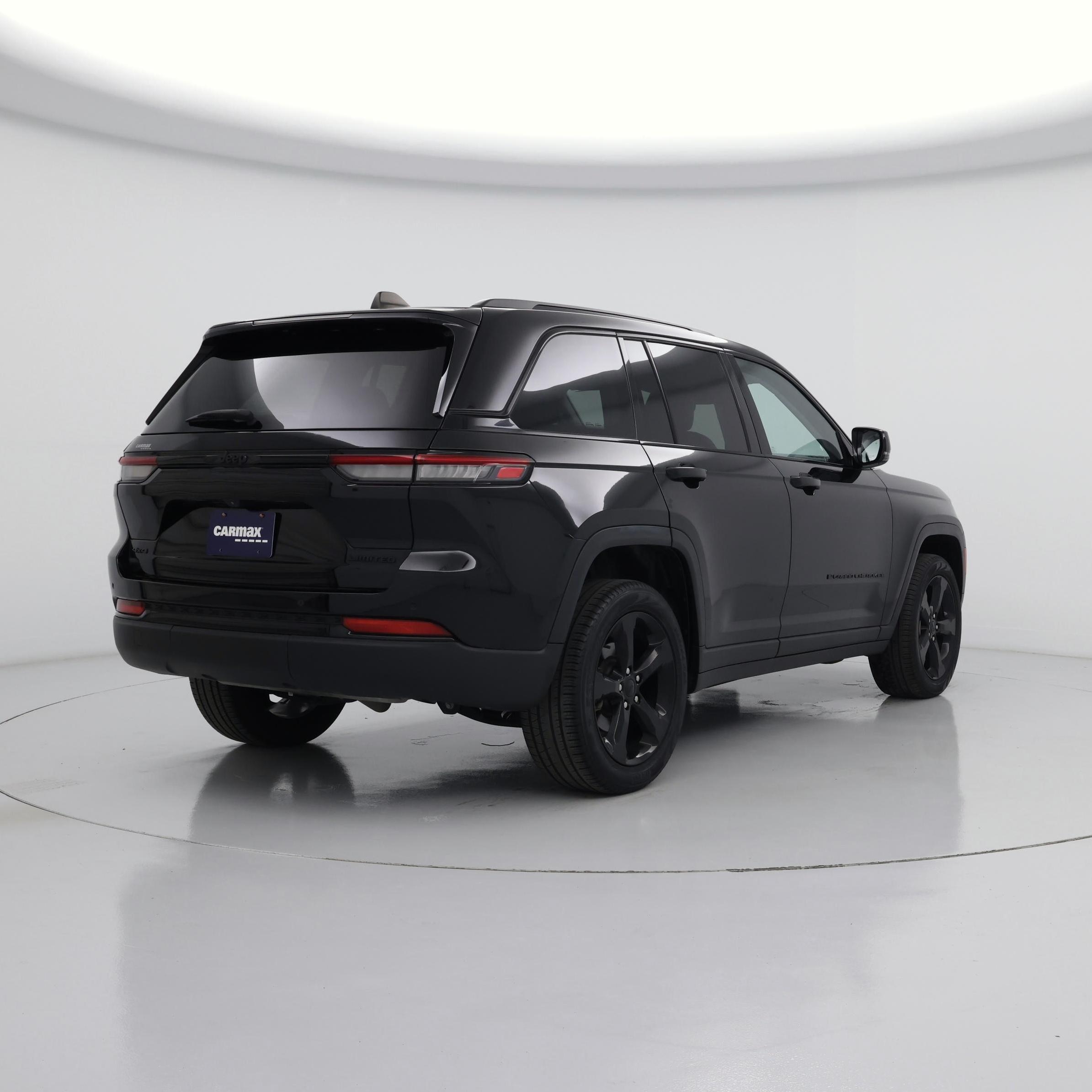Thumbnail: 2023 Jeep Grand Cherokee - 8