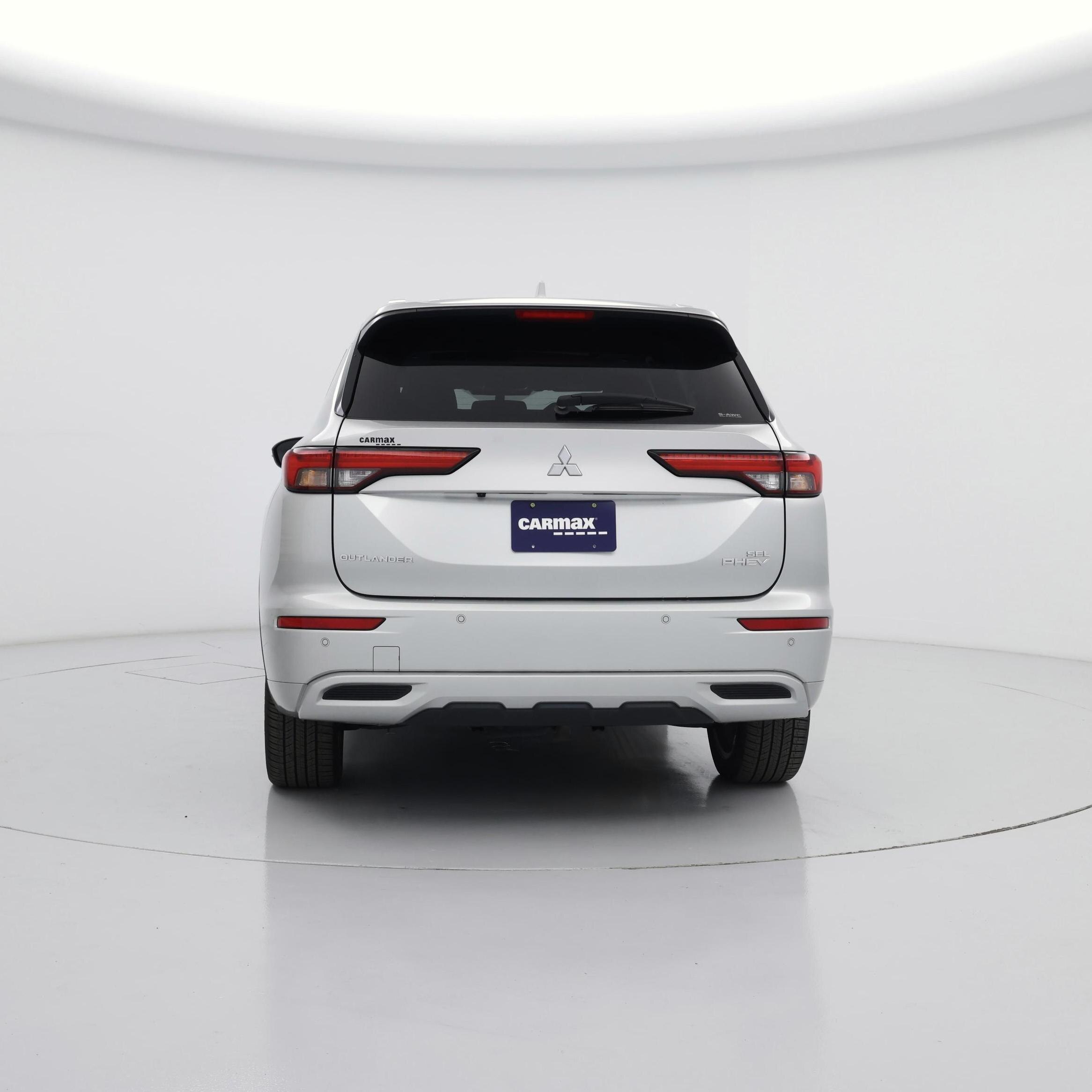 Thumbnail: 2023 Mitsubishi Outlander - 6
