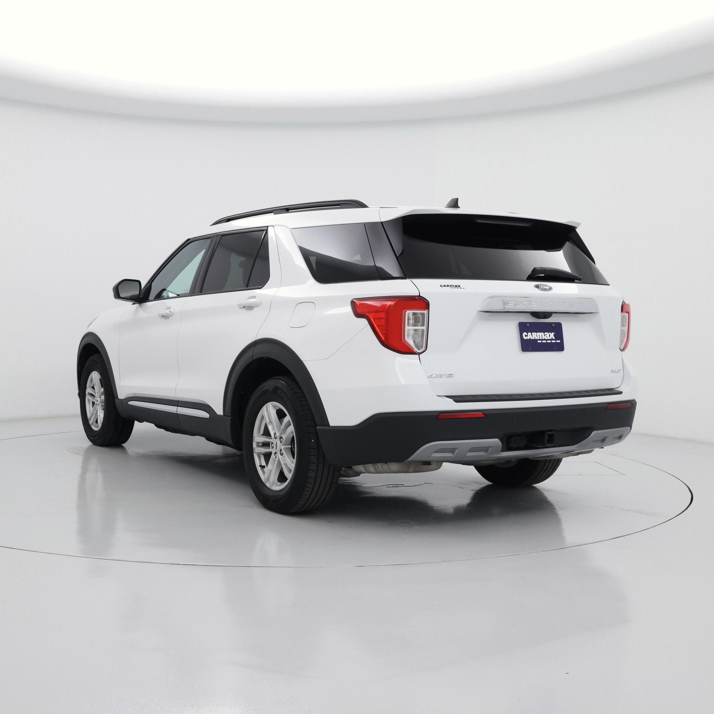 Thumbnail: 2022 Ford Explorer - 2