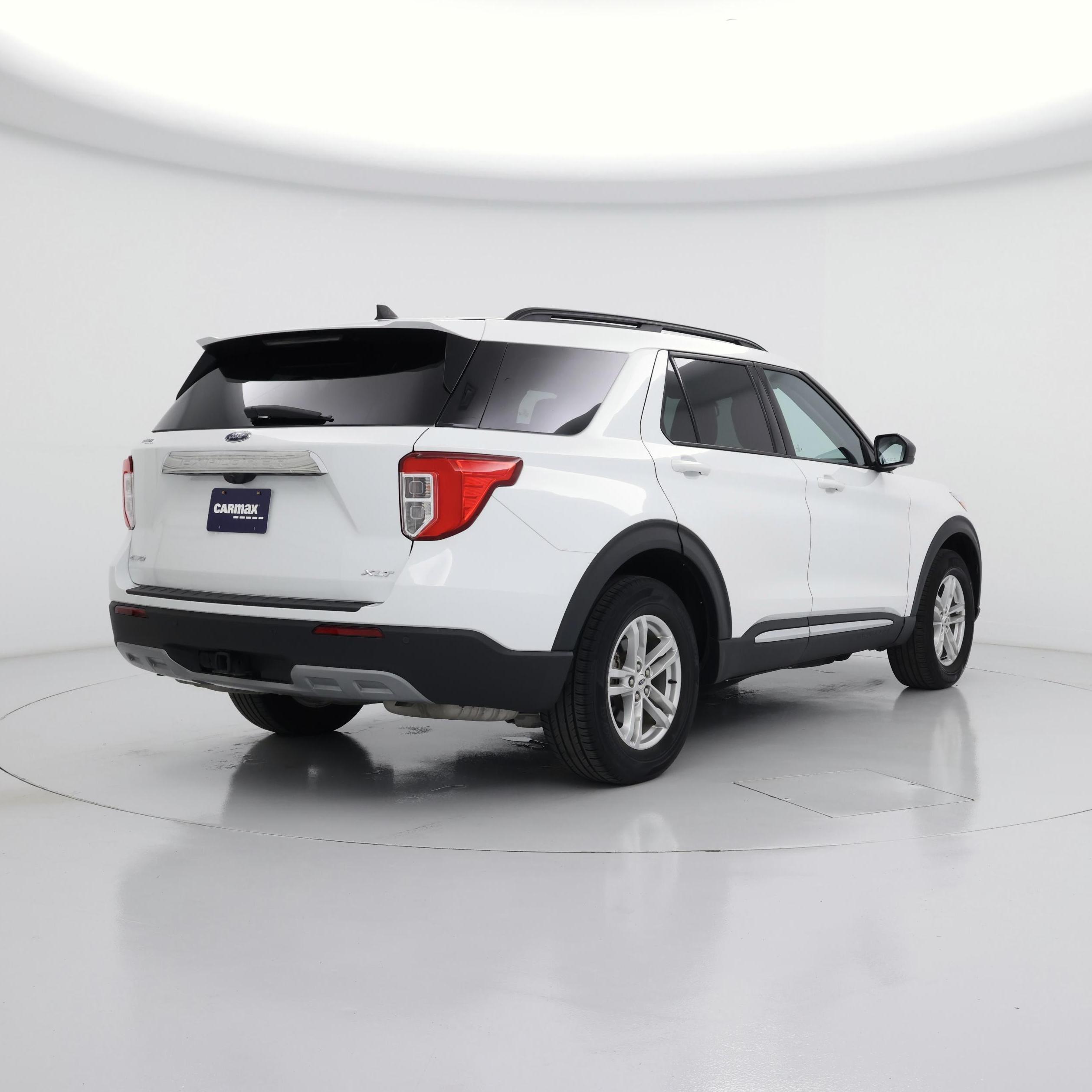 Thumbnail: 2022 Ford Explorer - 8