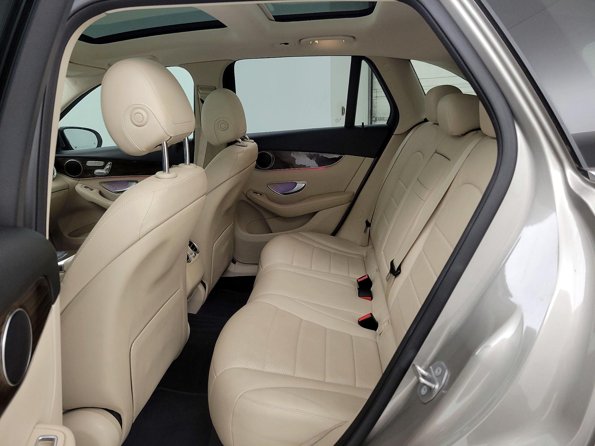 Thumbnail: 2021 Mercedes-Benz GLC - 19