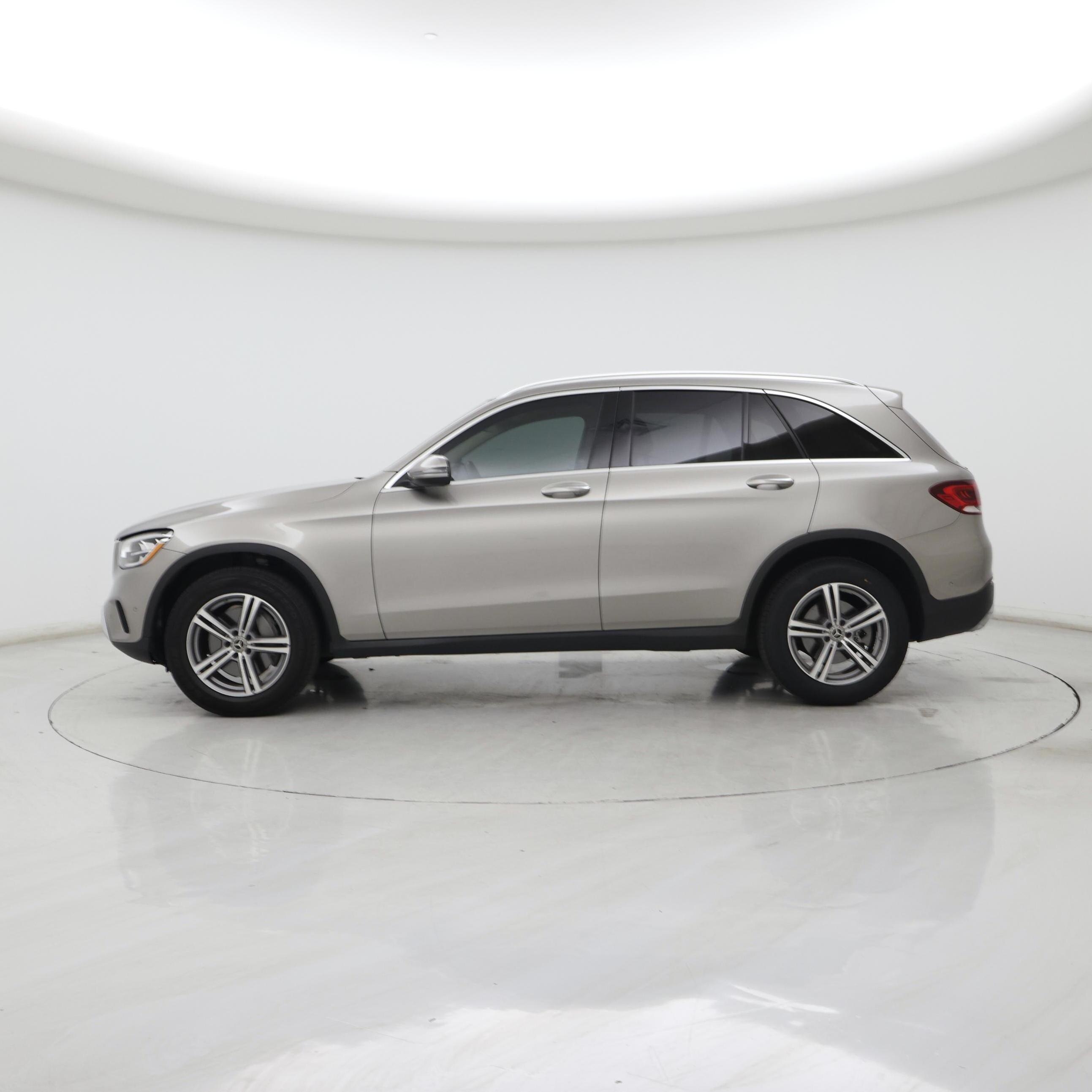 Thumbnail: 2021 Mercedes-Benz GLC - 3