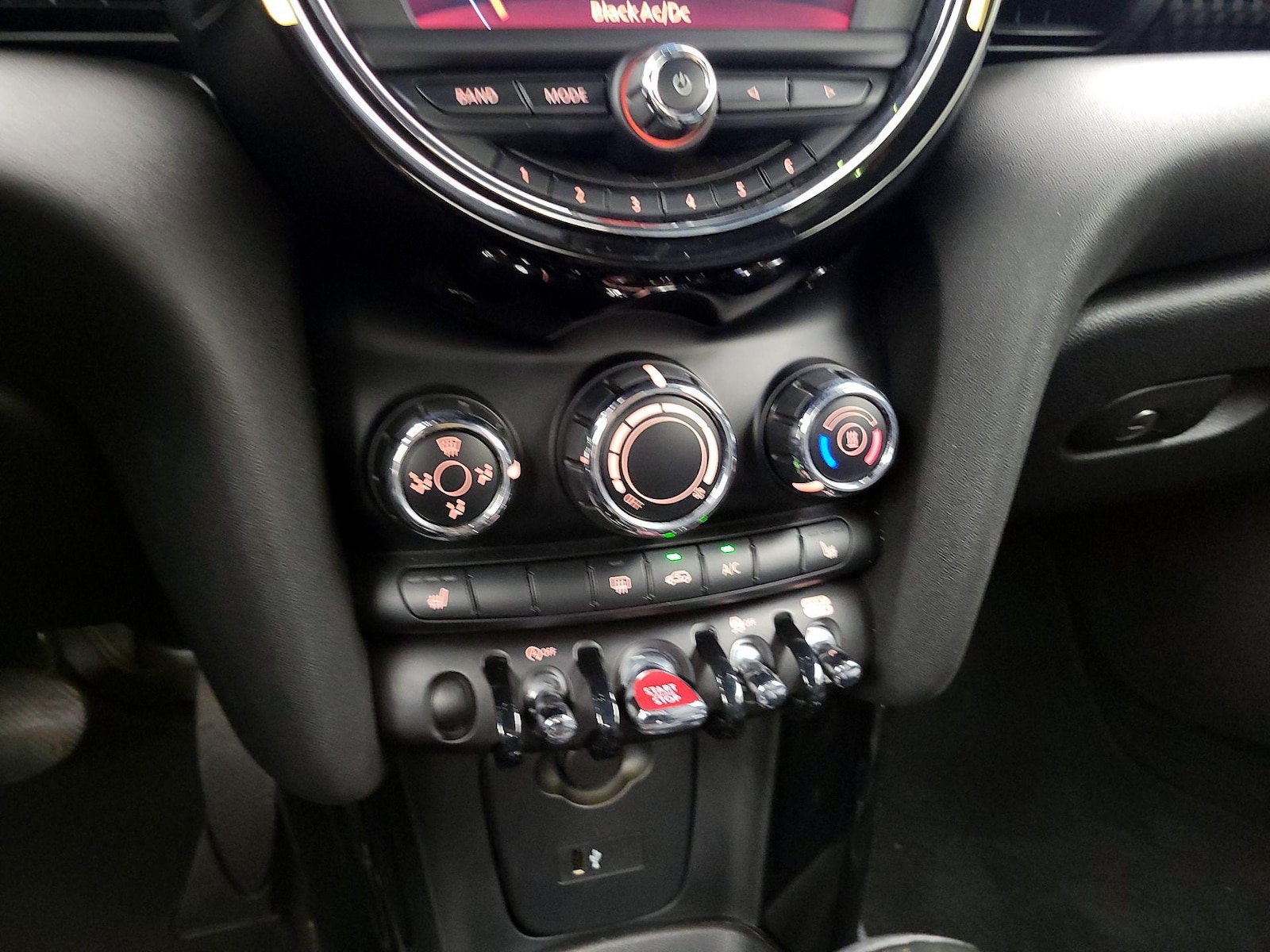 2021 MINI Convertible S - Photo 16