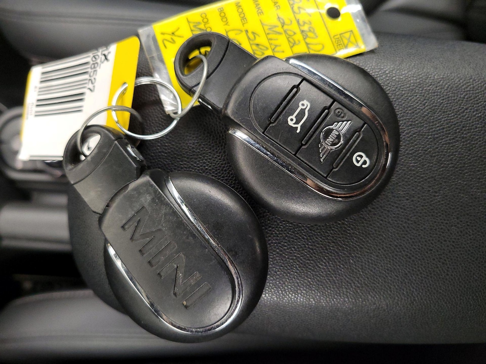 2021 MINI Convertible S - Photo 21