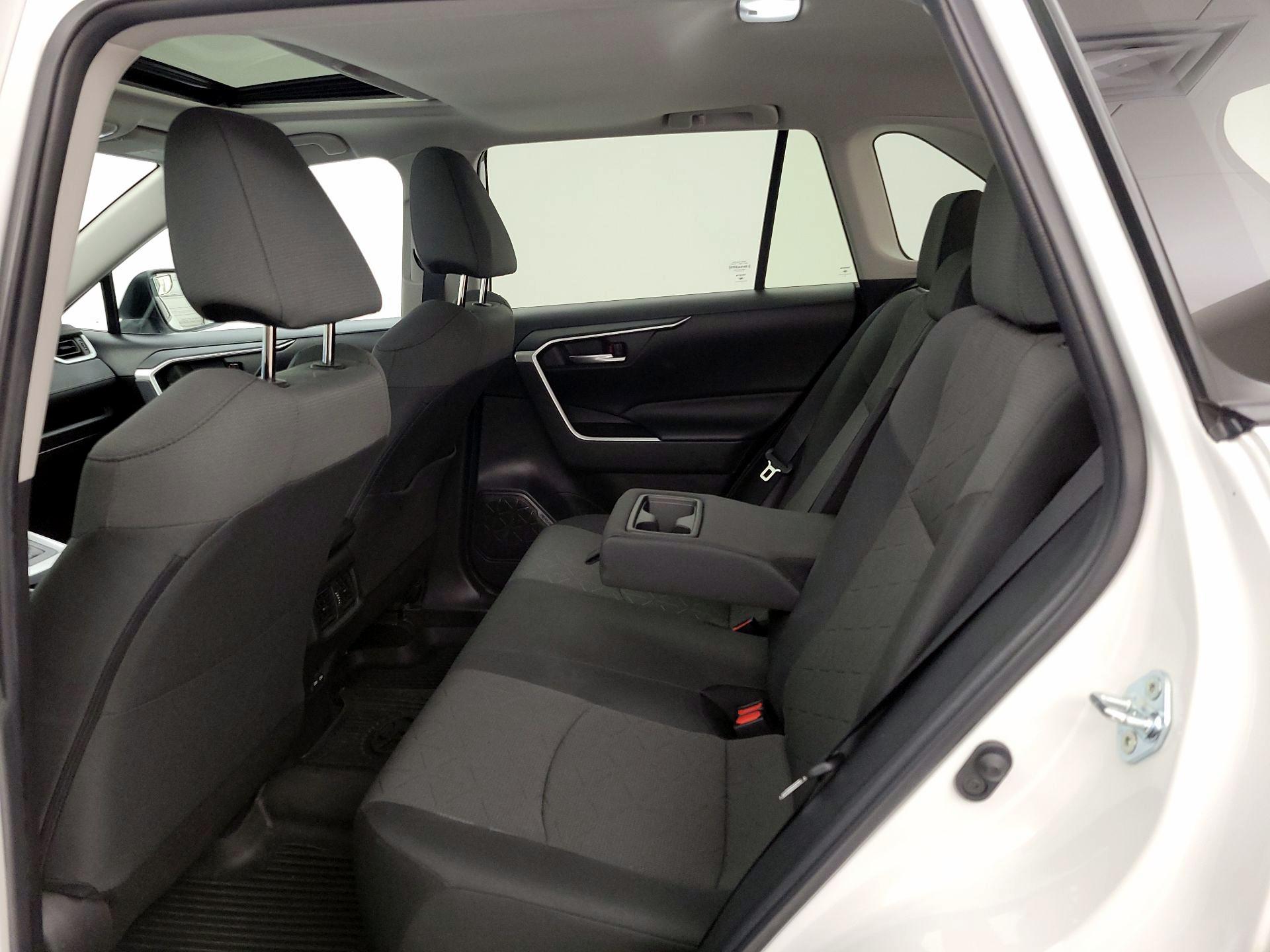 Thumbnail: 2023 Toyota RAV4 - 19