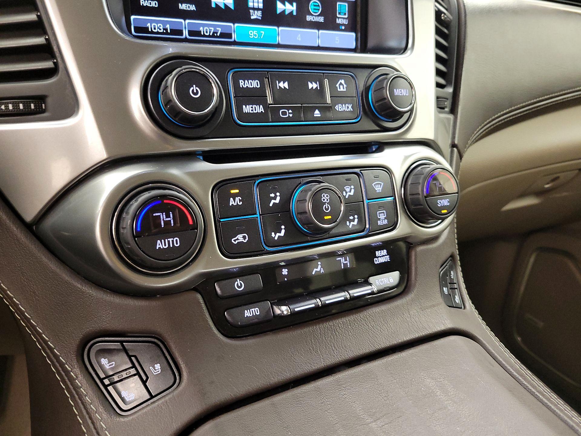 Thumbnail: 2019 Chevrolet Tahoe - 16