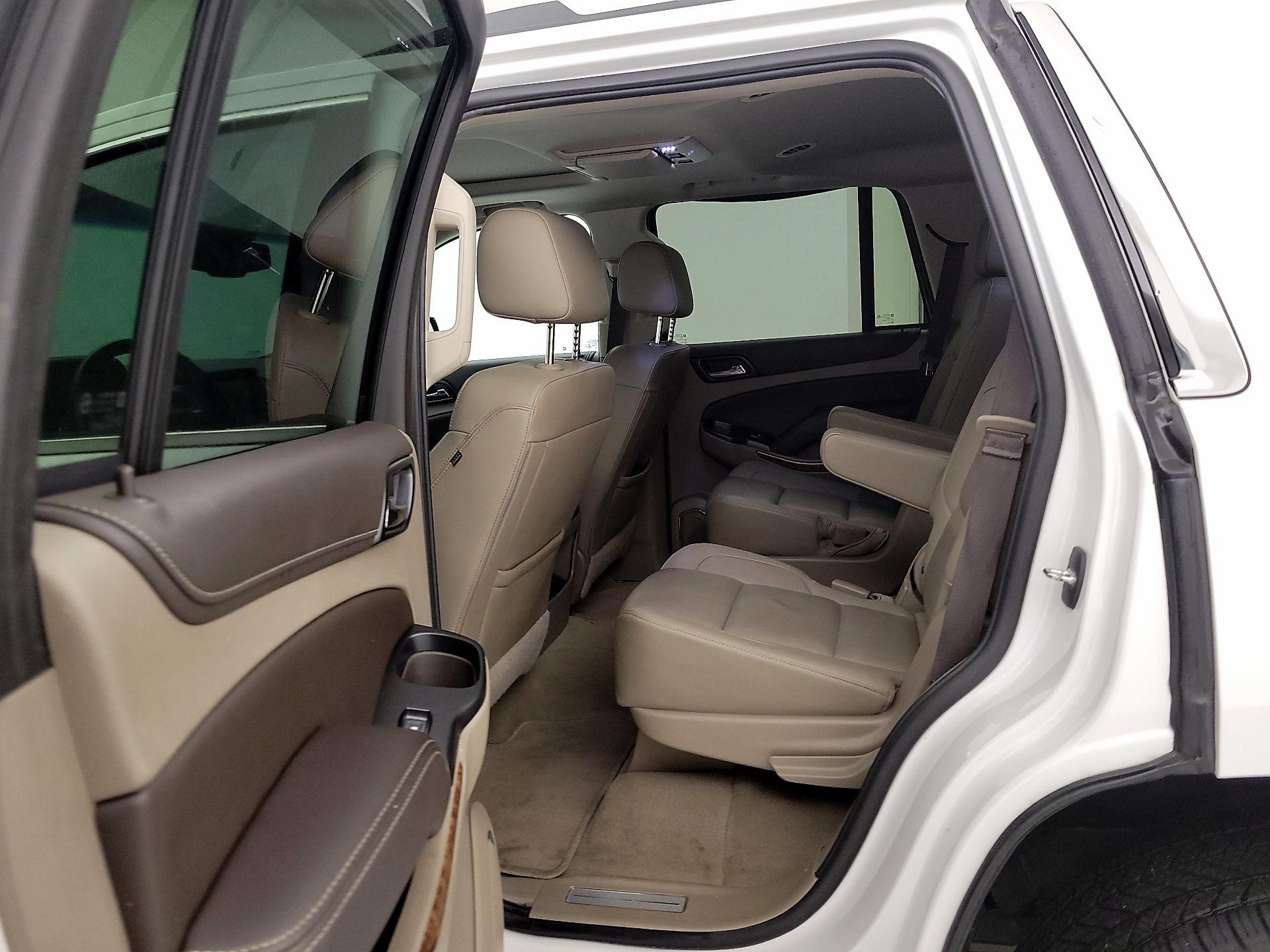 Thumbnail: 2019 Chevrolet Tahoe - 18