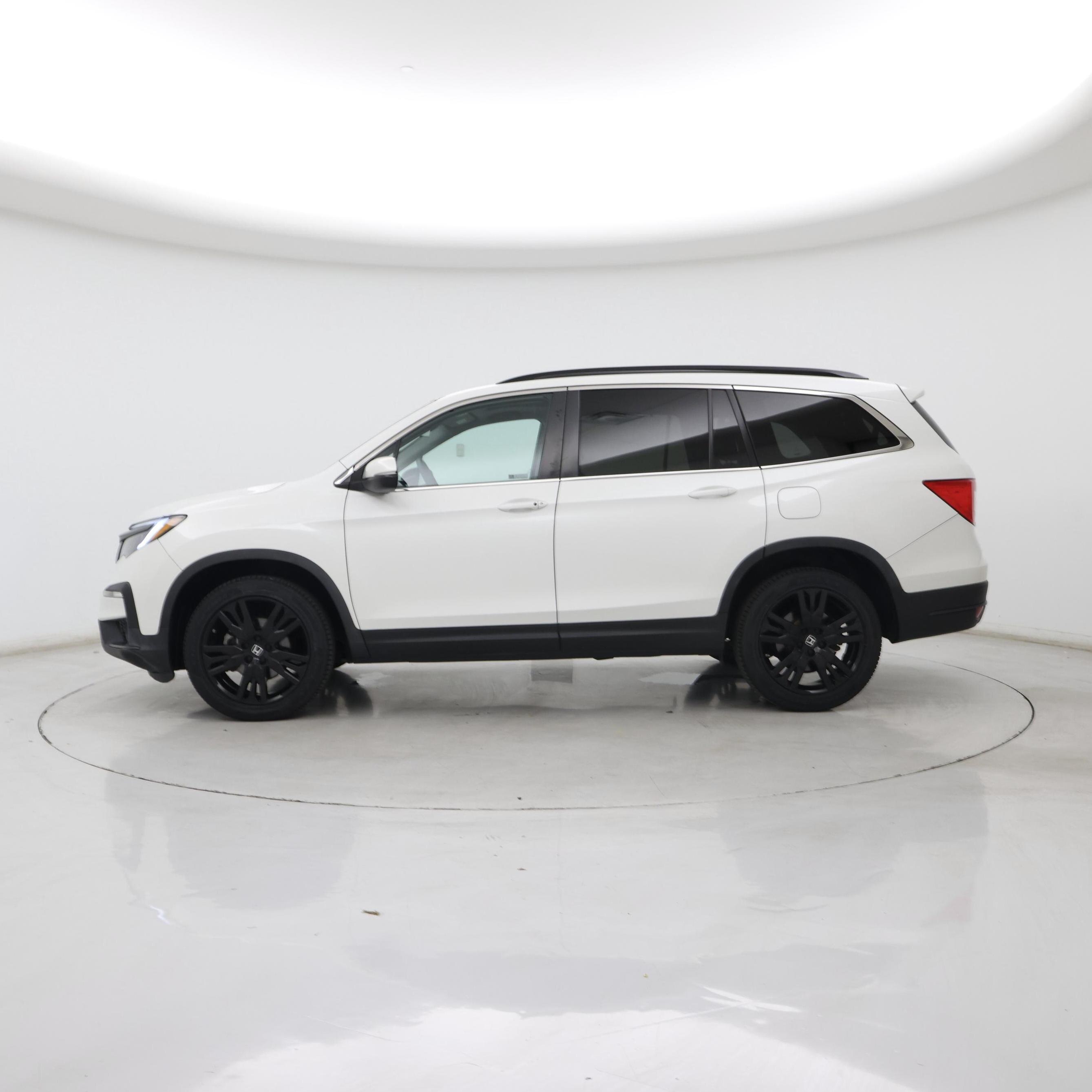 Thumbnail: 2021 Honda Pilot - 3