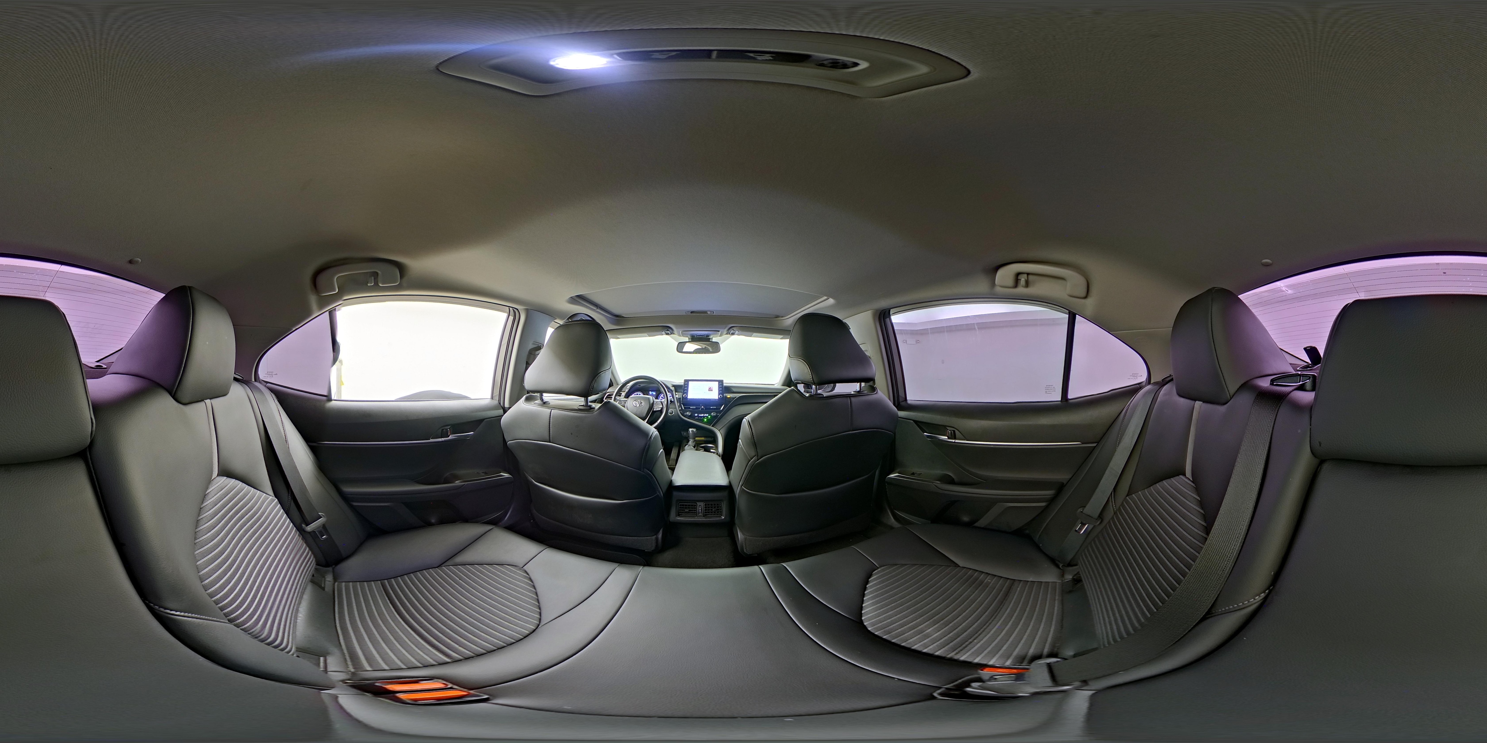 2021 Toyota Camry SE - Photo 25
