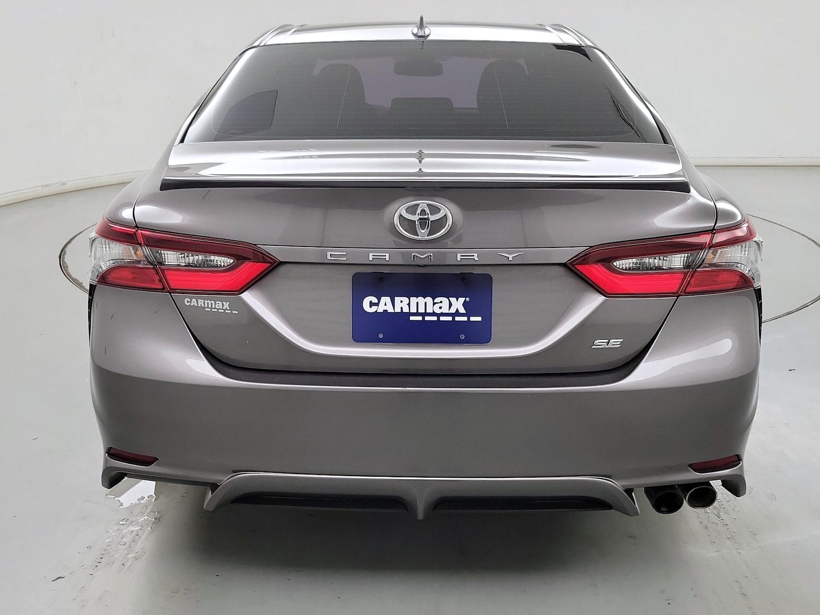 2021 Toyota Camry SE - Photo 6