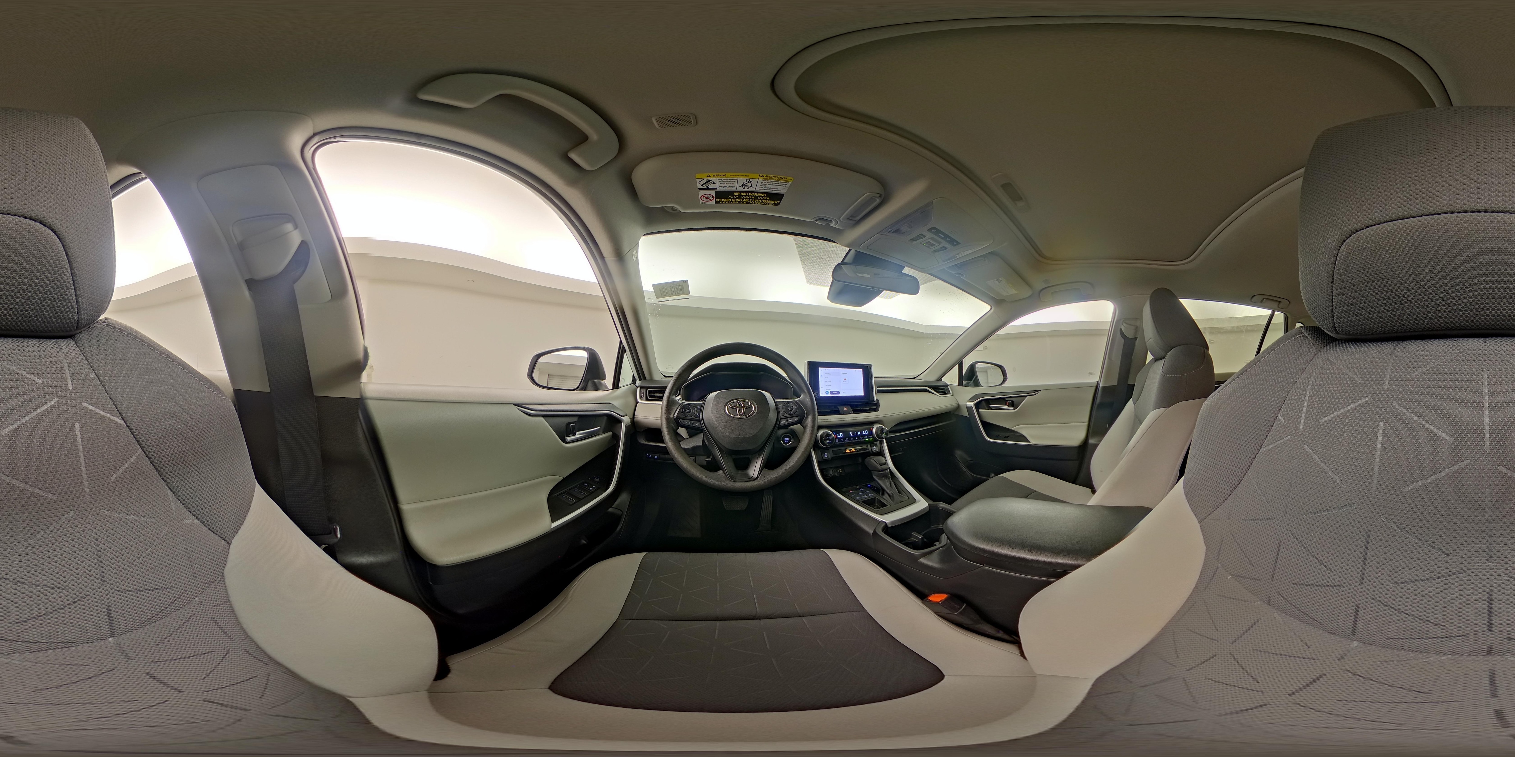 2023 Toyota RAV4 XLE - Photo 26