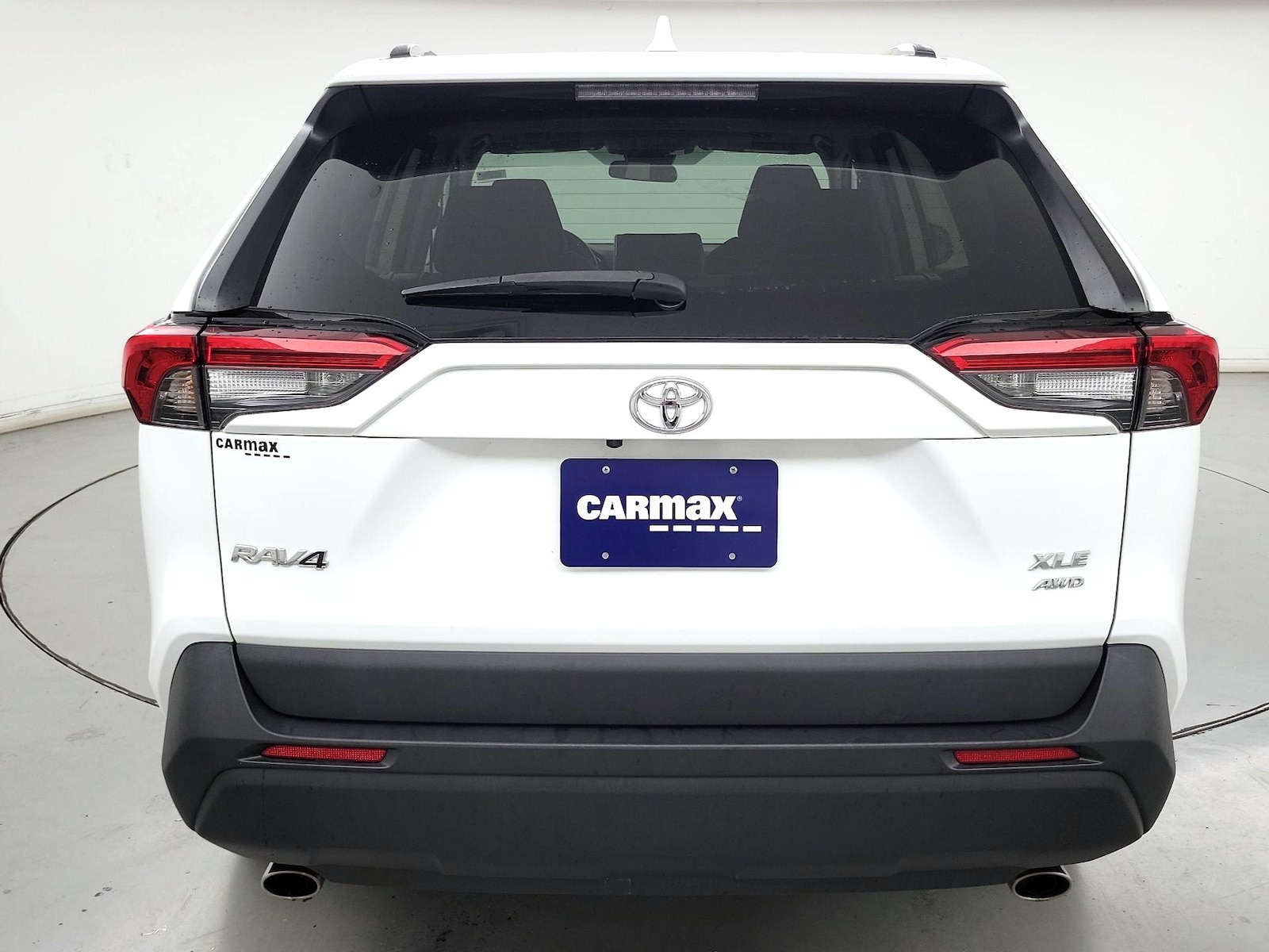 2023 Toyota RAV4 XLE - Photo 6