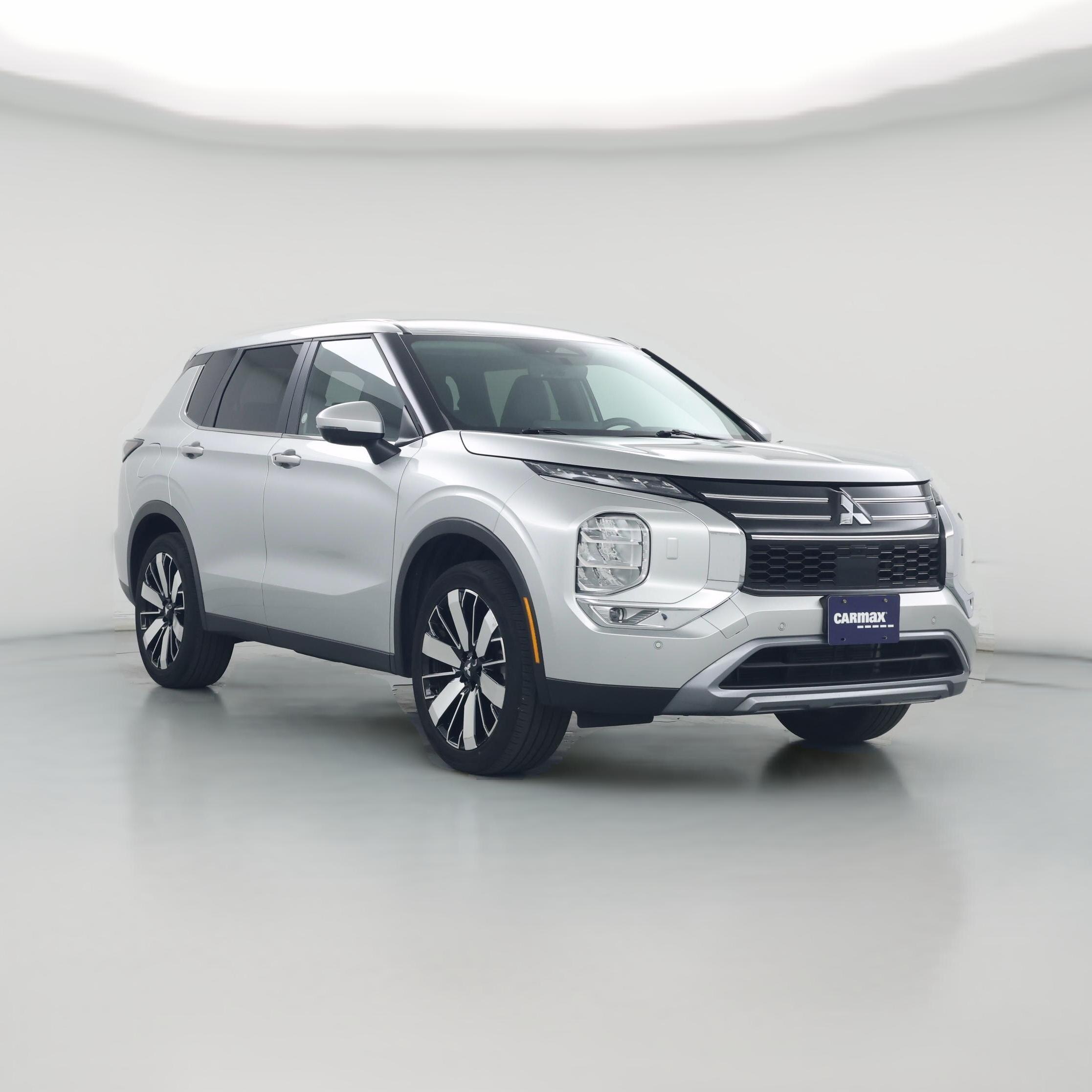 Thumbnail: 2025 Mitsubishi Outlander - 1