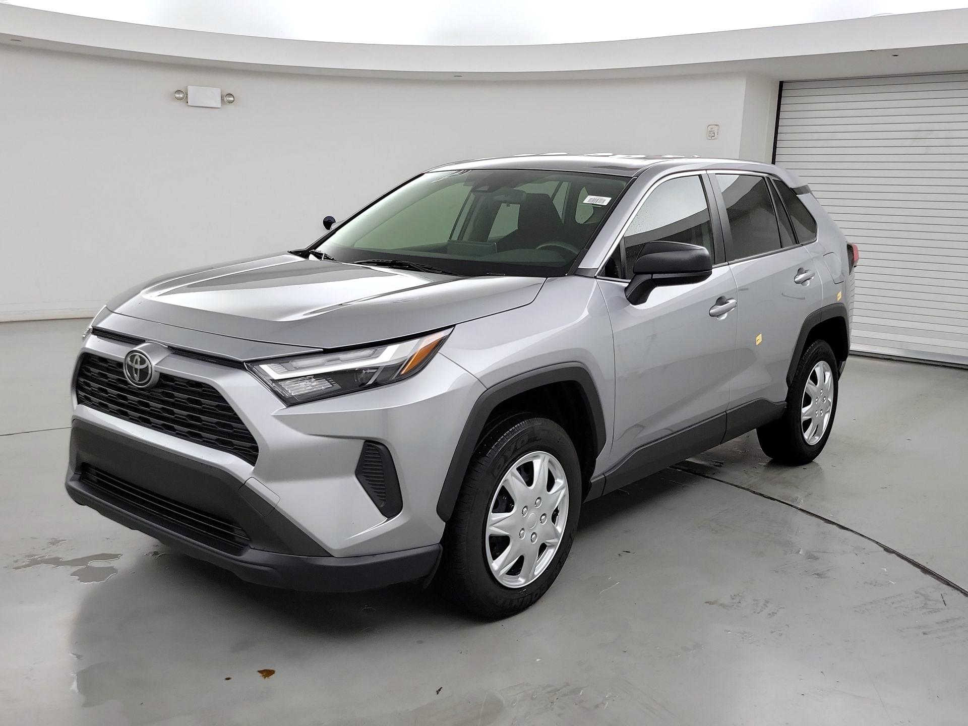 Thumbnail: 2023 Toyota RAV4 - 3