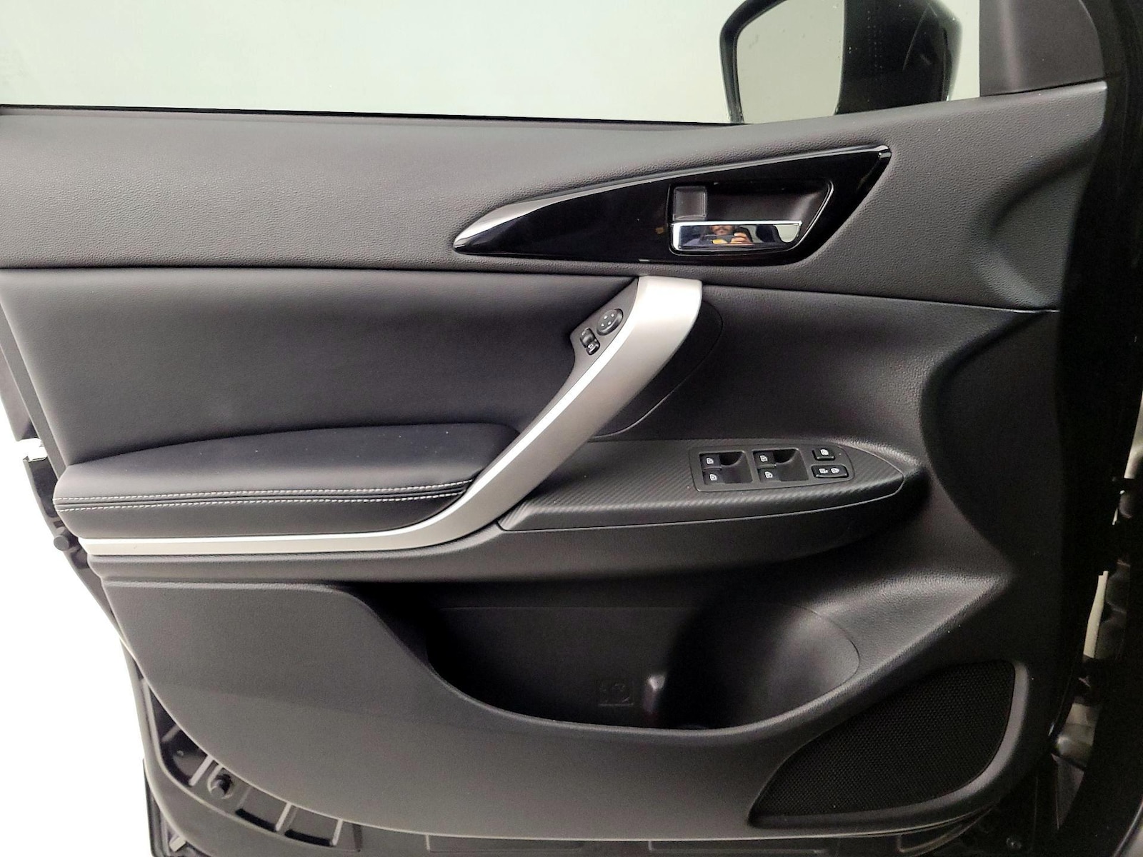 2023 Mitsubishi Eclipse Cross SEL - Photo 13