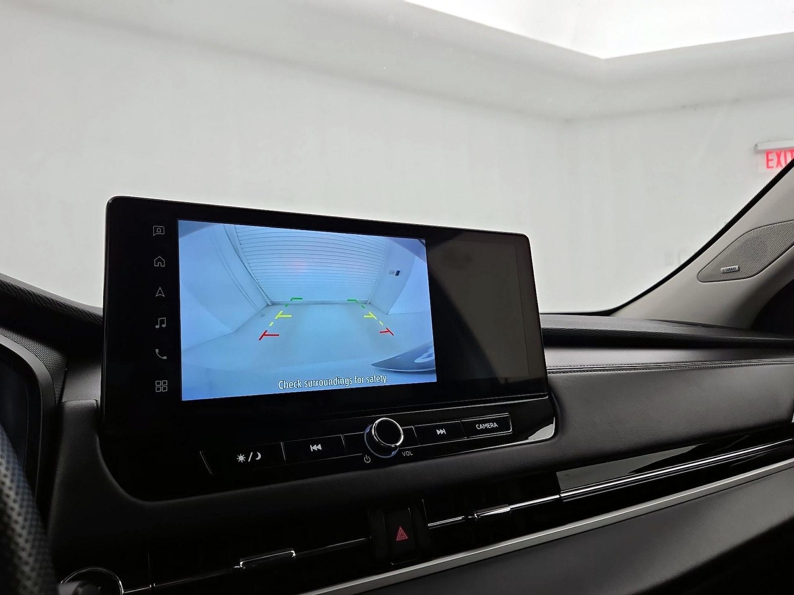 2025 Mitsubishi Outlander ES - Photo 13