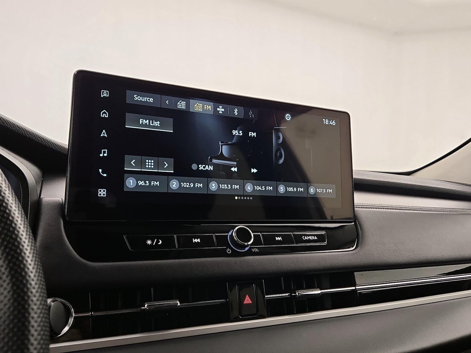 2025 Mitsubishi Outlander ES - Photo 14