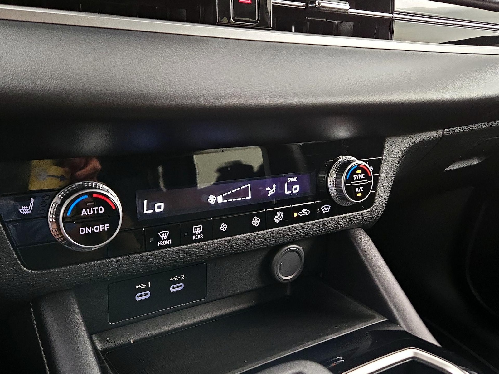 2025 Mitsubishi Outlander ES - Photo 15