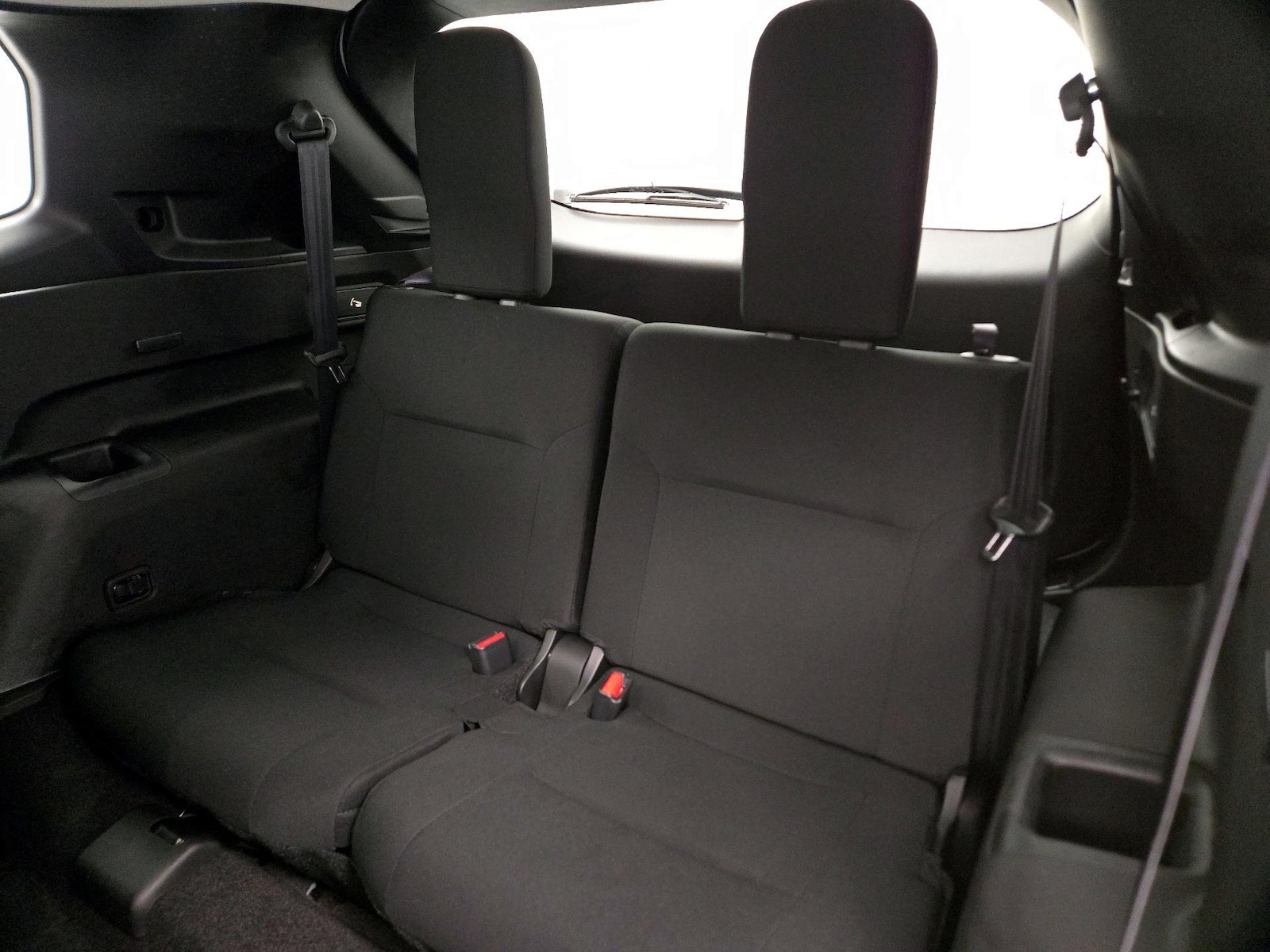 2025 Mitsubishi Outlander ES - Photo 19