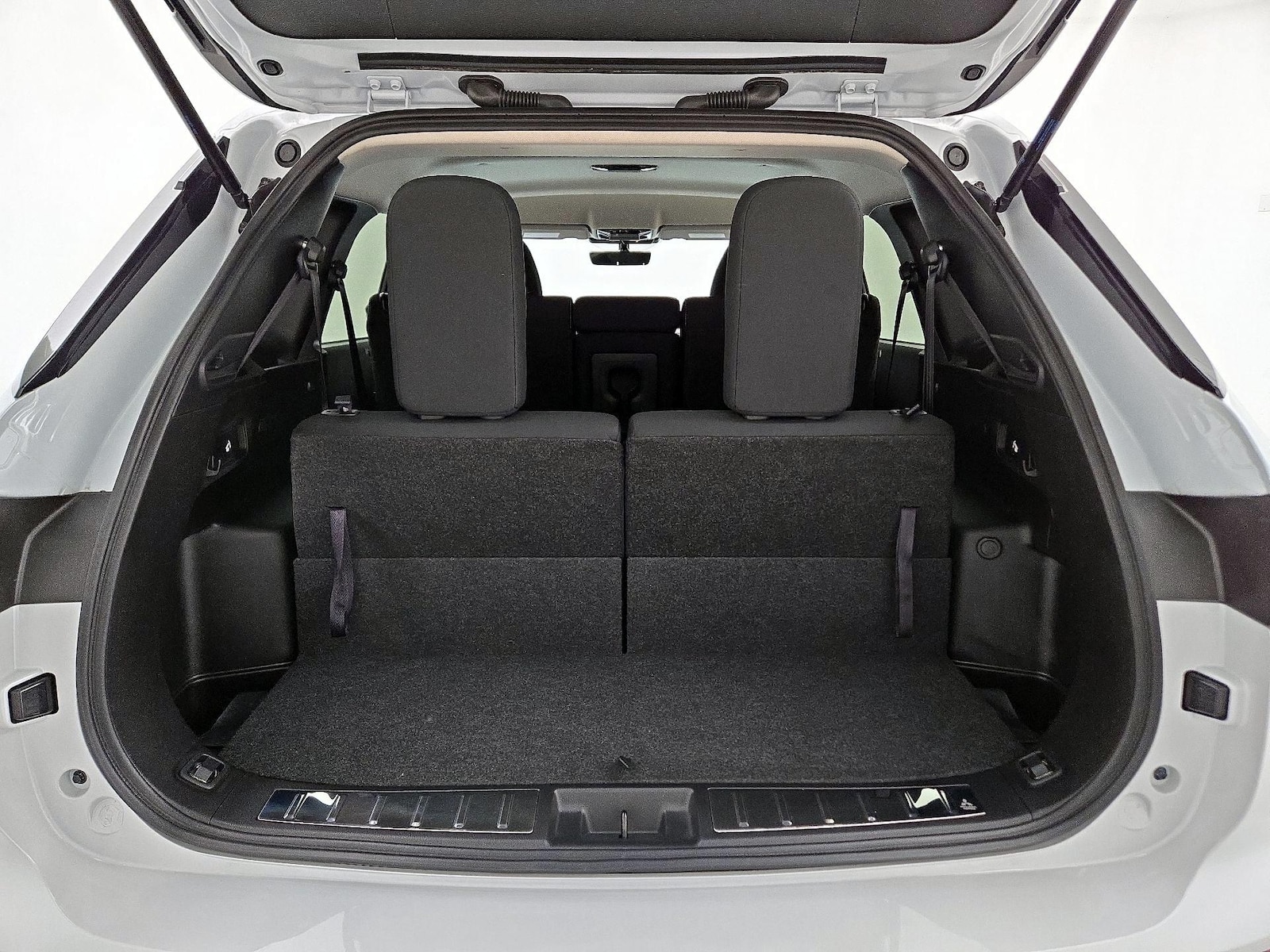 2025 Mitsubishi Outlander ES - Photo 20