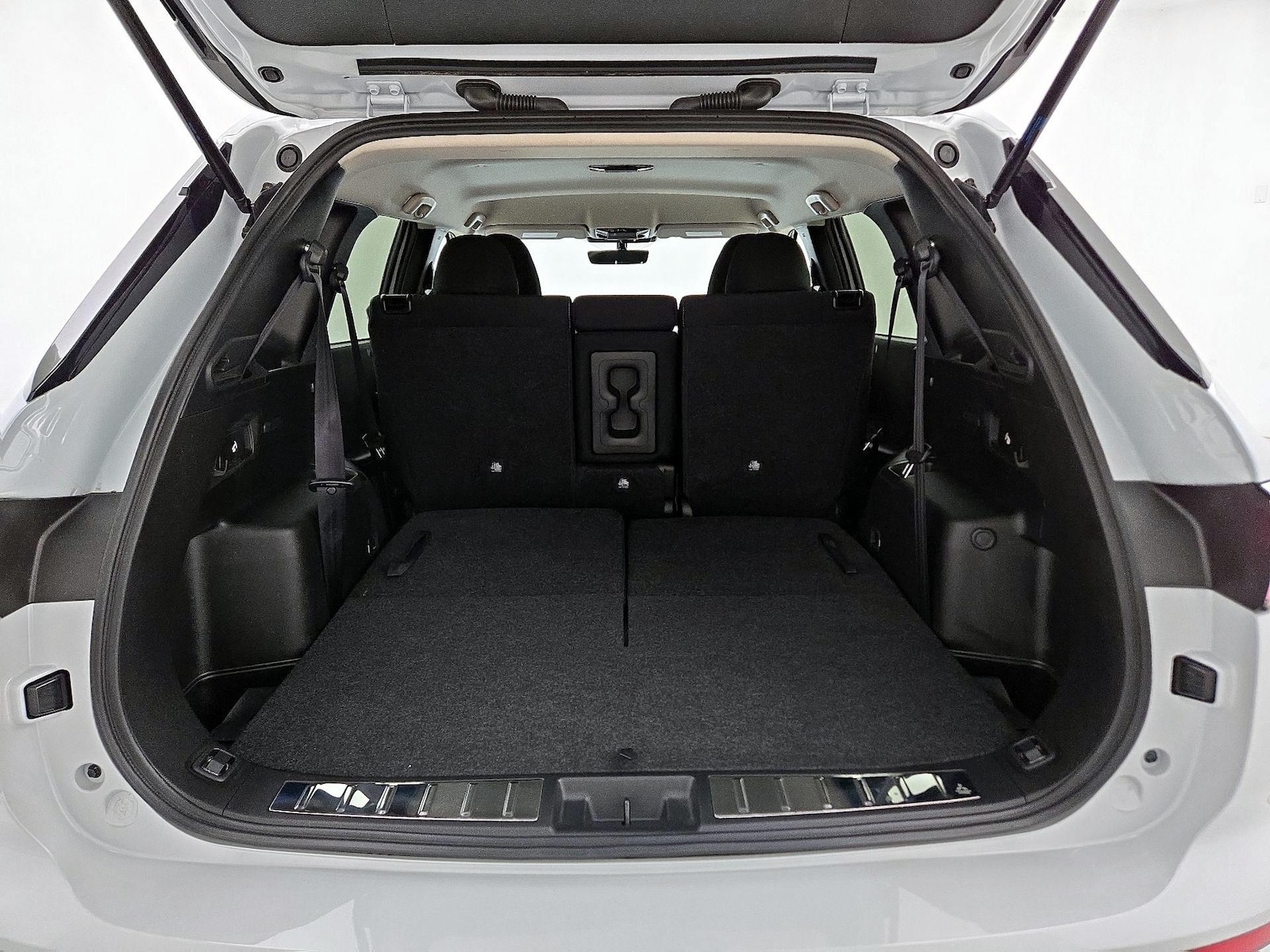 2025 Mitsubishi Outlander ES - Photo 21