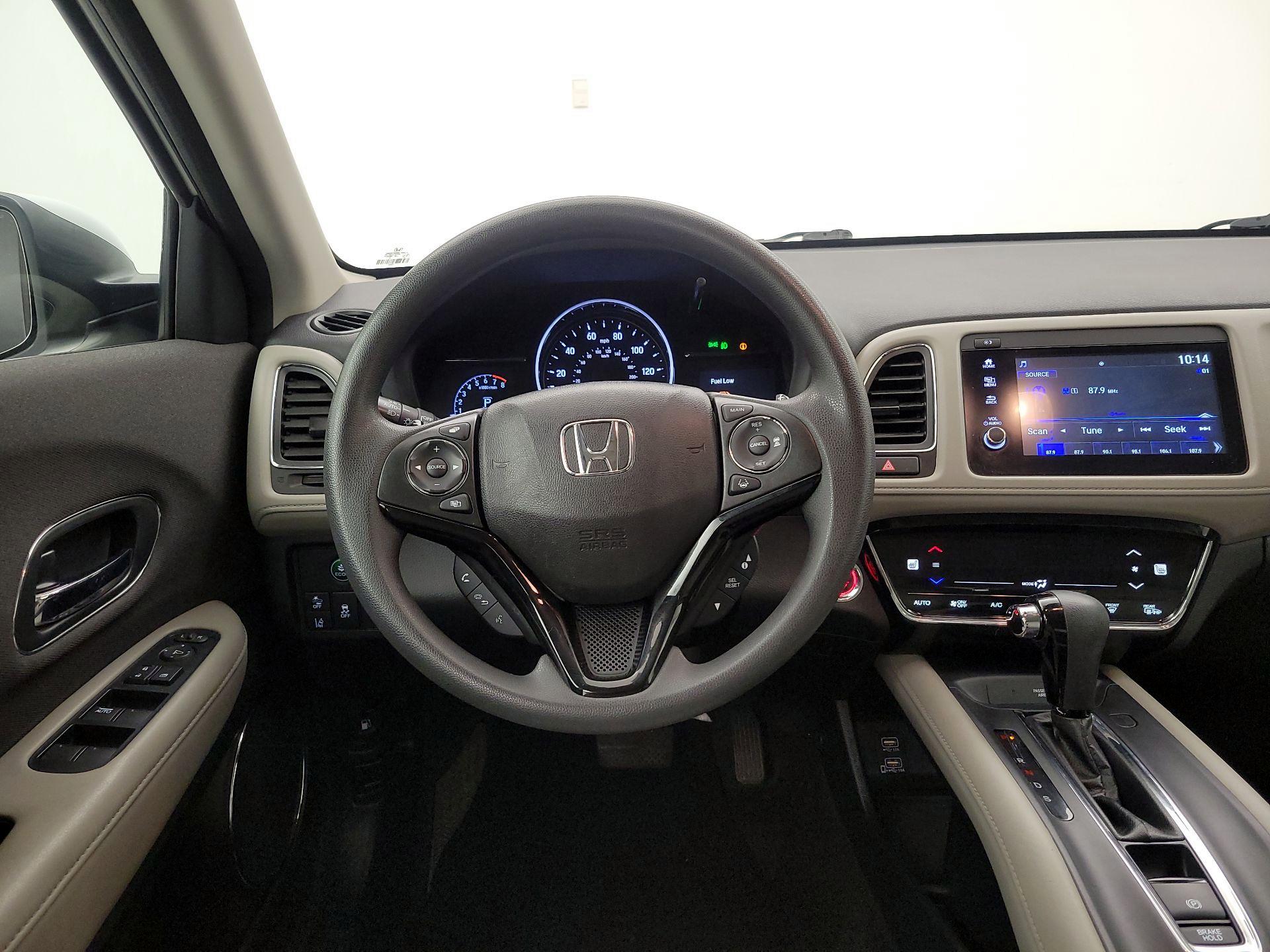 Thumbnail: 2019 Honda HR-V - 10