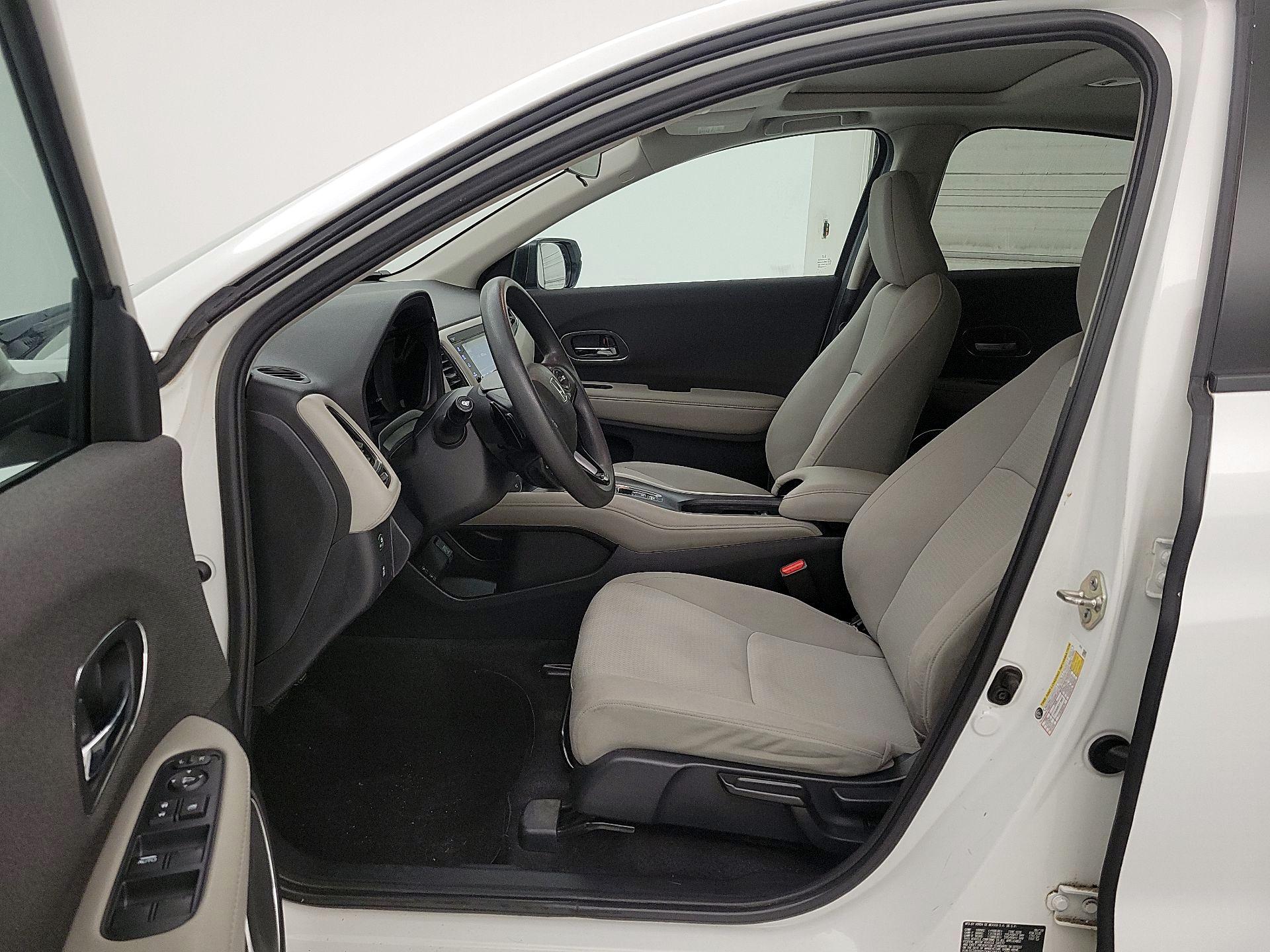 Thumbnail: 2019 Honda HR-V - 11