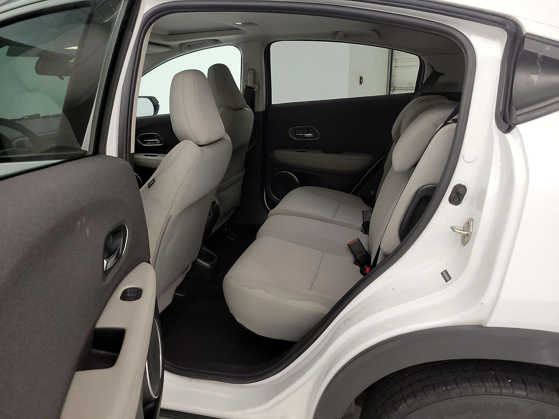 Thumbnail: 2019 Honda HR-V - 18