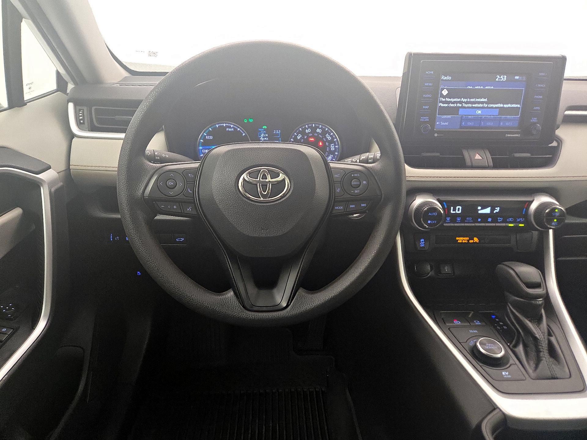 Thumbnail: 2022 Toyota RAV4 - 10