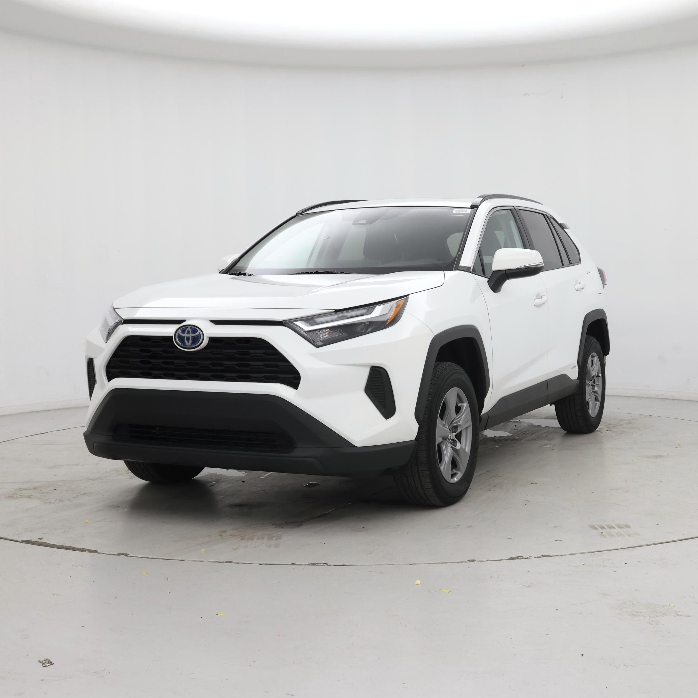 Thumbnail: 2022 Toyota RAV4 - 4