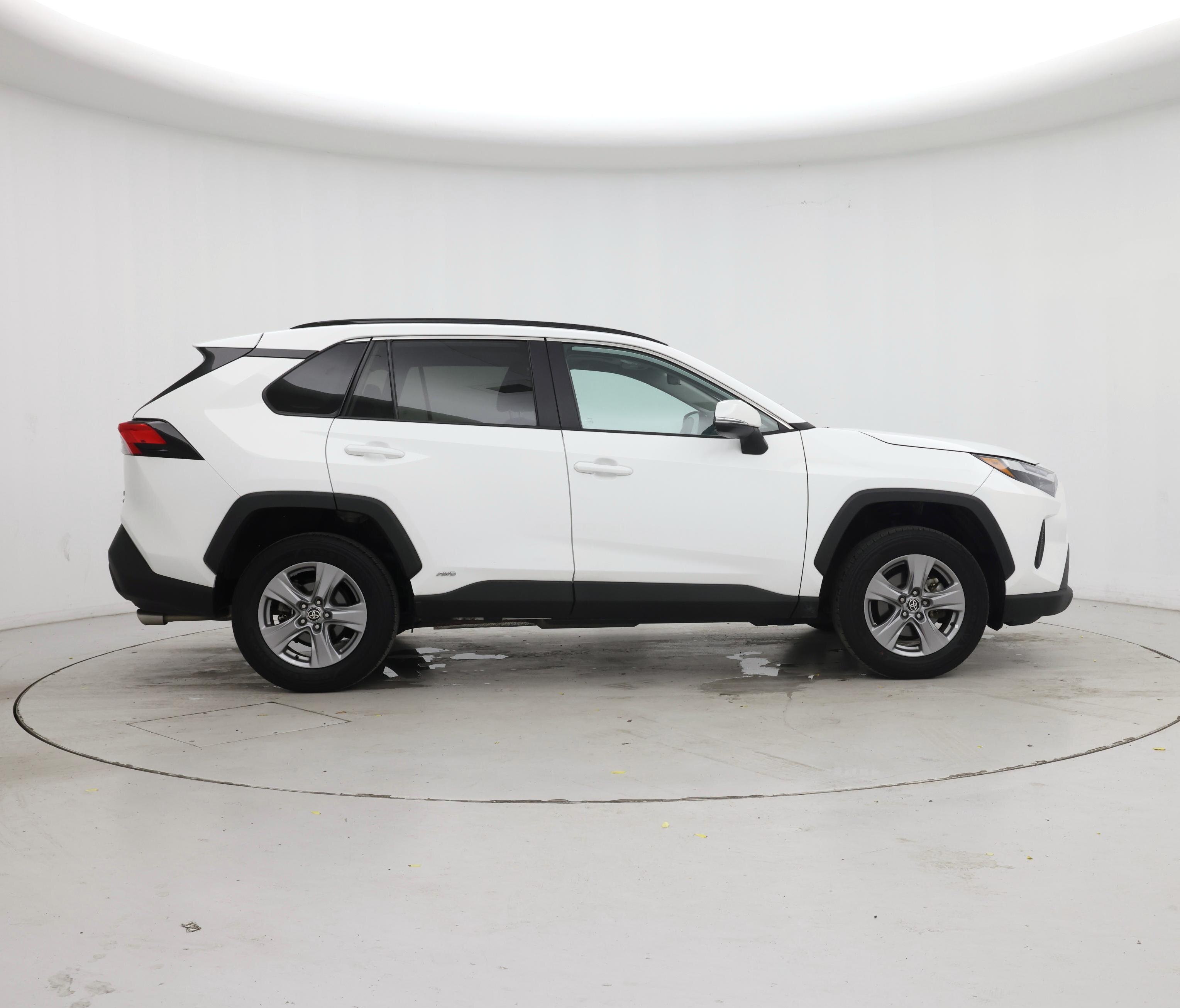 Thumbnail: 2022 Toyota RAV4 - 7