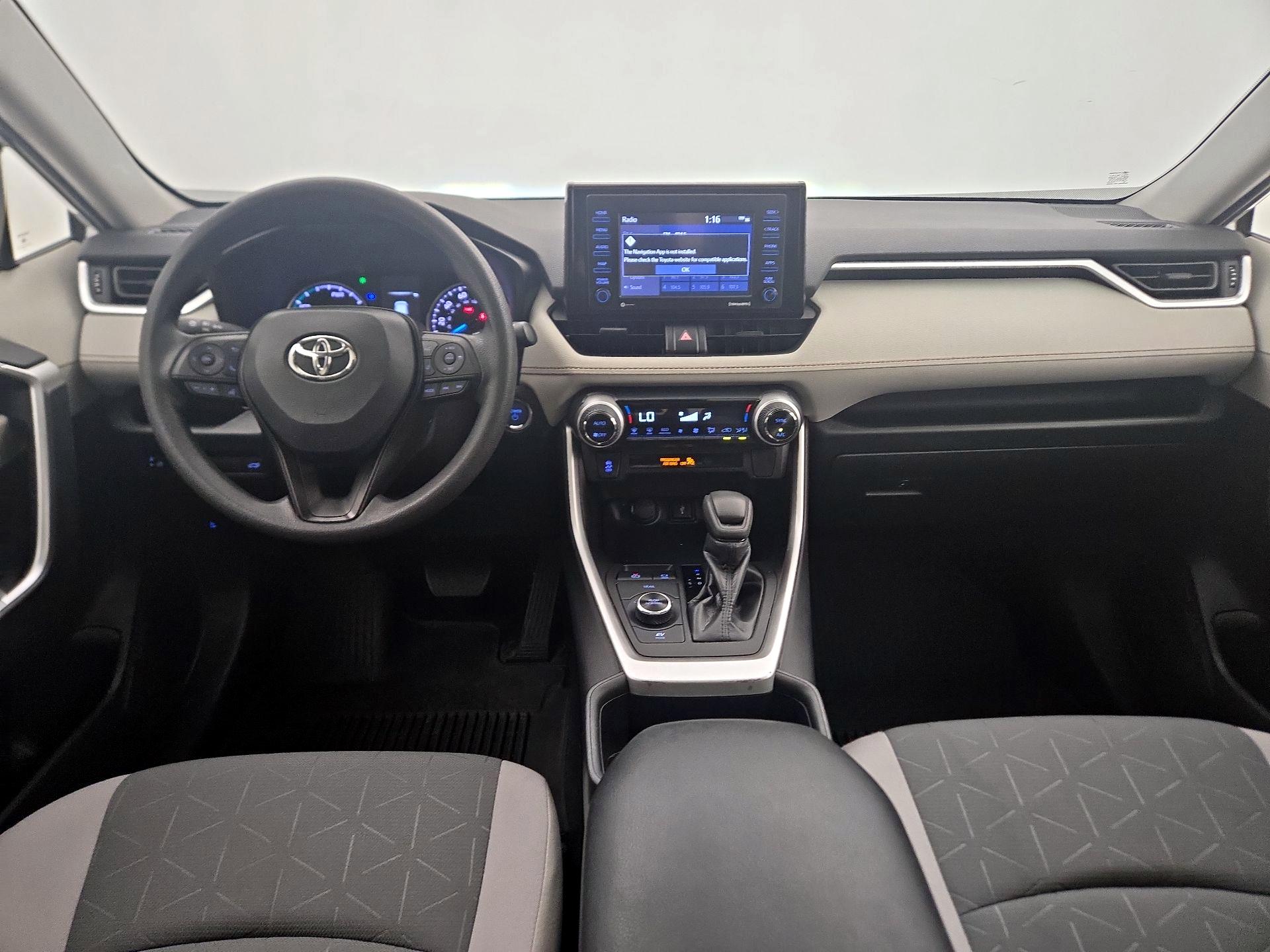 Thumbnail: 2022 Toyota RAV4 - 9