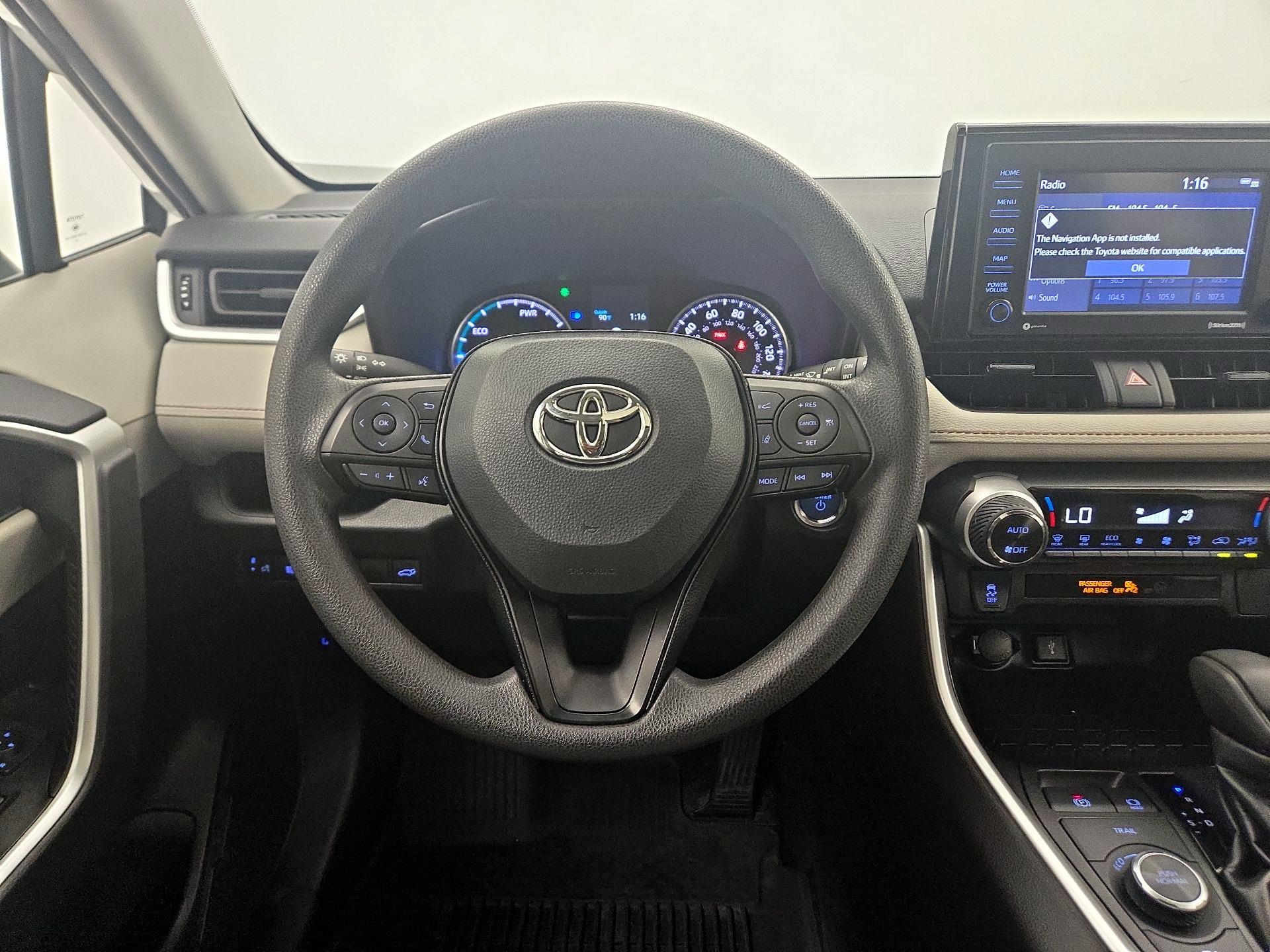 Thumbnail: 2022 Toyota RAV4 - 10
