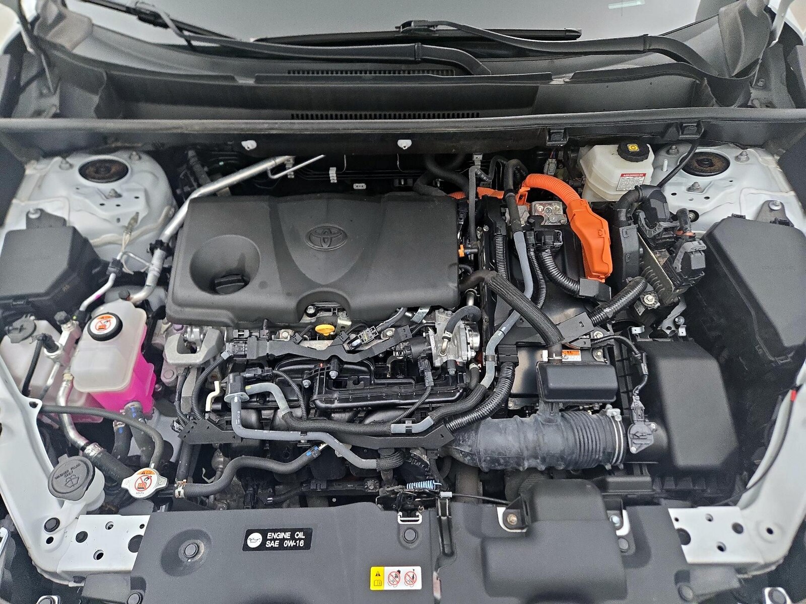 2022 Toyota RAV4 XLE - Photo 23