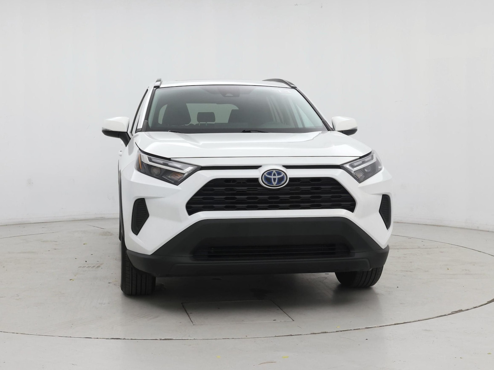 2022 Toyota RAV4 XLE - Photo 6