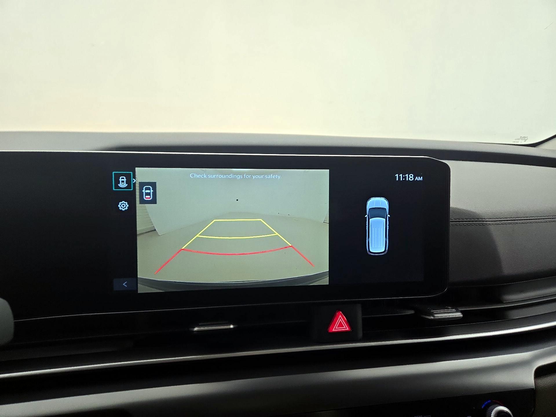 Thumbnail: 2025 Kia Carnival - 15