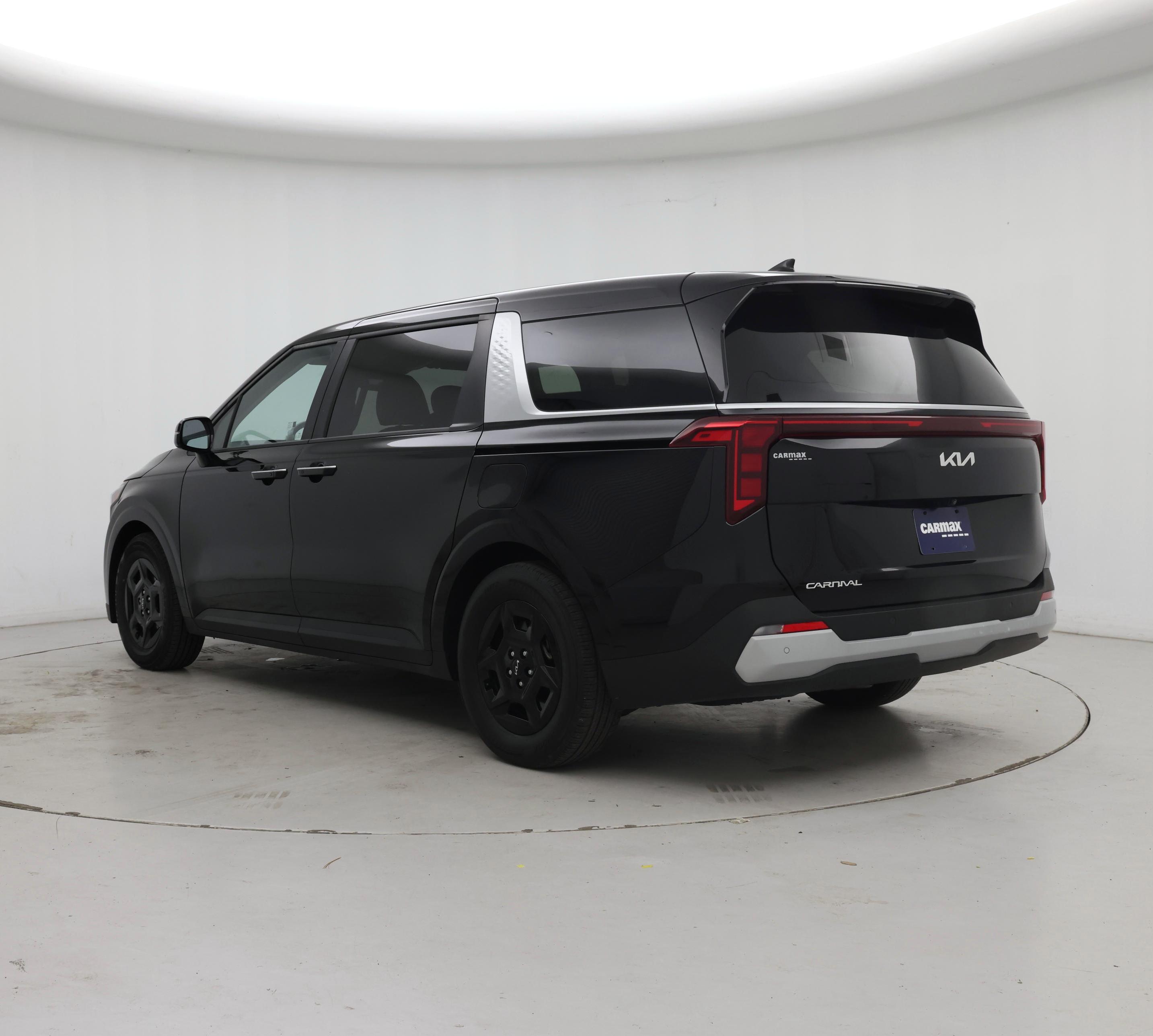 Thumbnail: 2025 Kia Carnival - 2