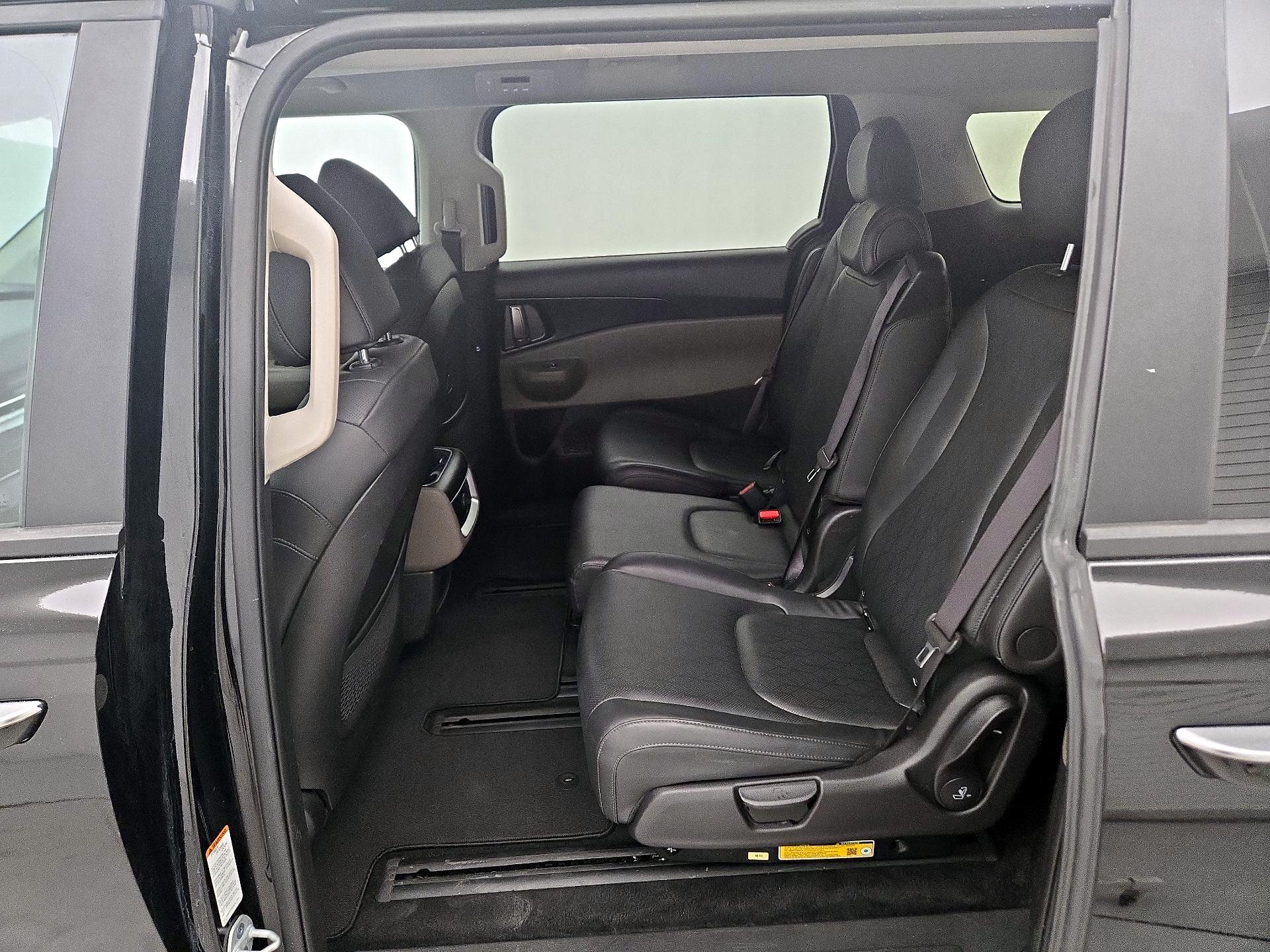 Thumbnail: 2025 Kia Carnival - 20
