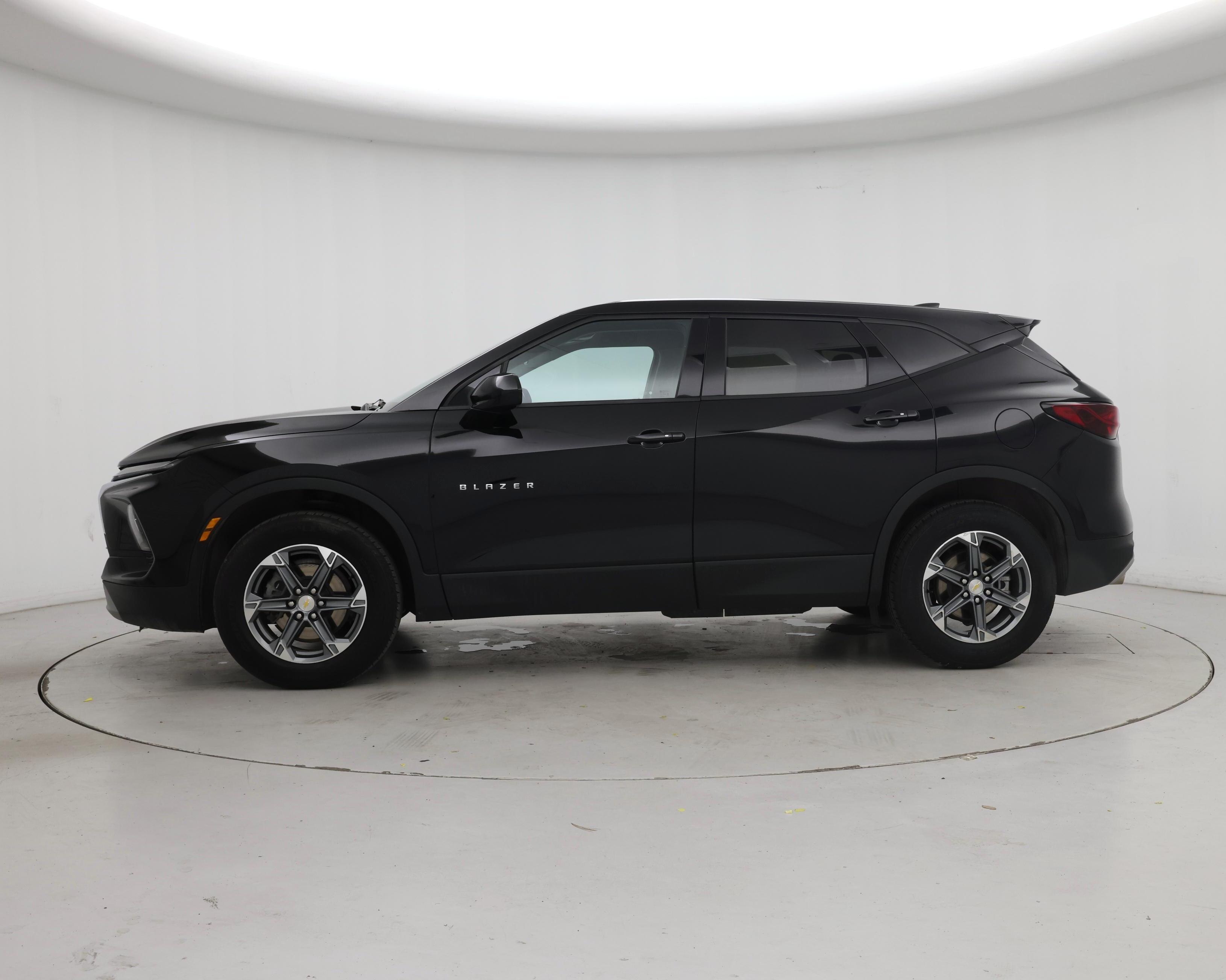 Thumbnail: 2024 Chevrolet Blazer - 3