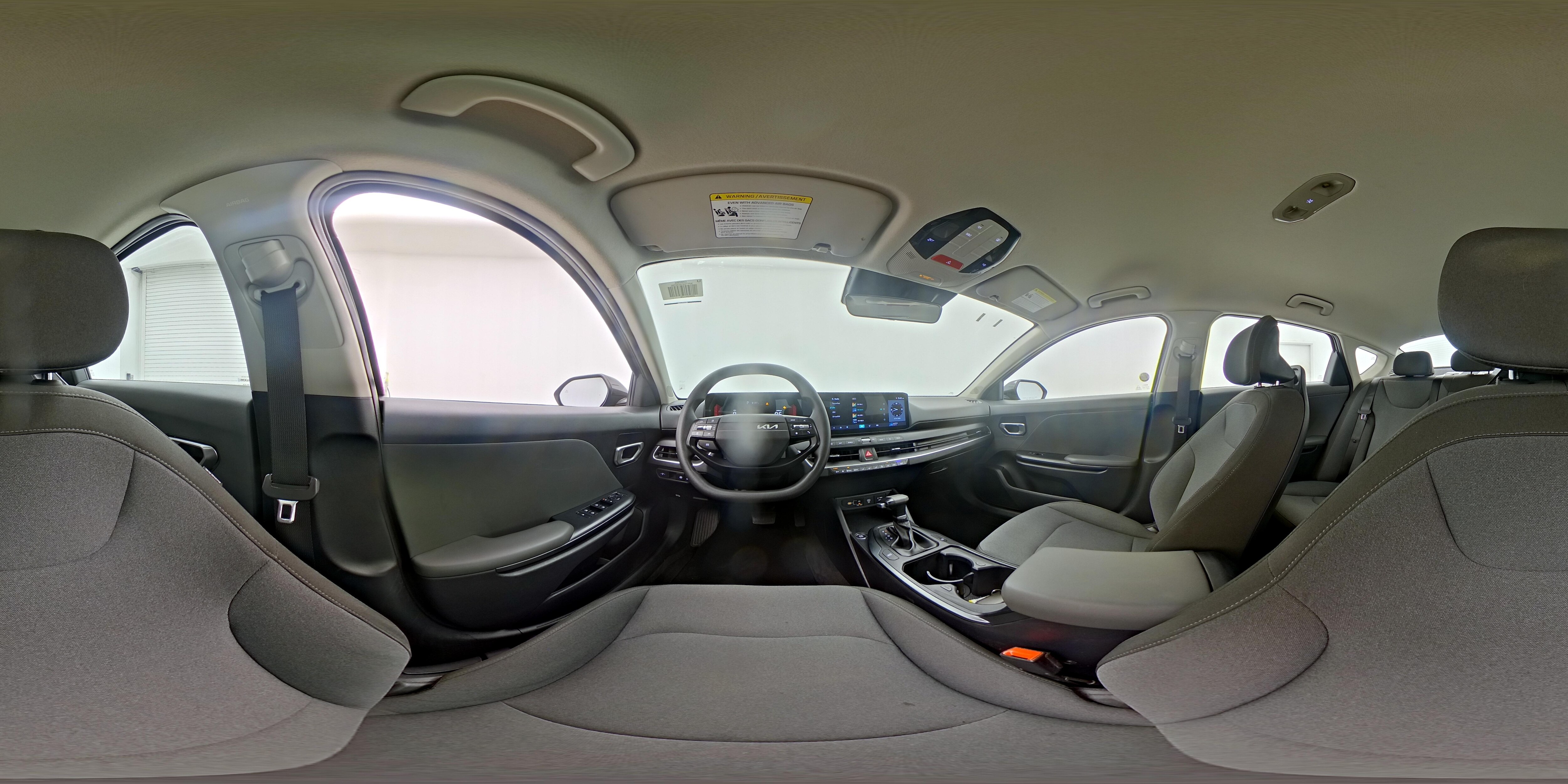 2025 Kia K4 LXS - Photo 26