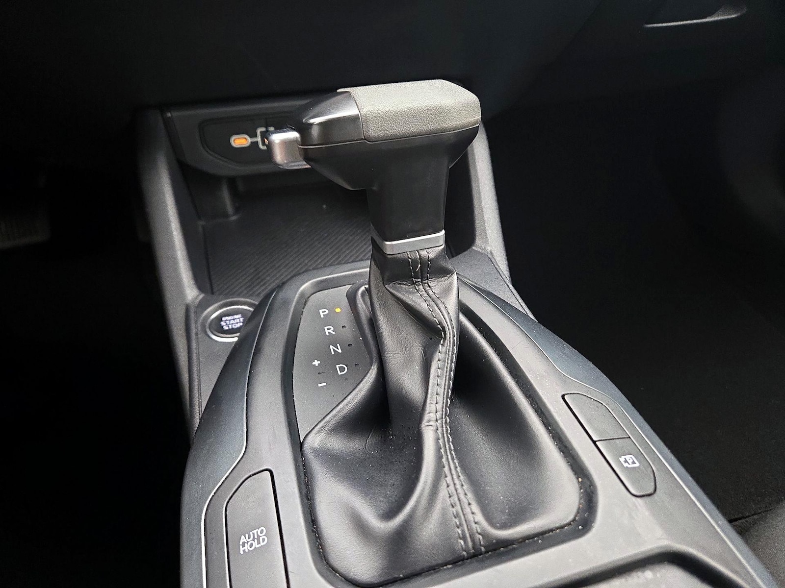 2025 Kia K4 LXS - Photo 18