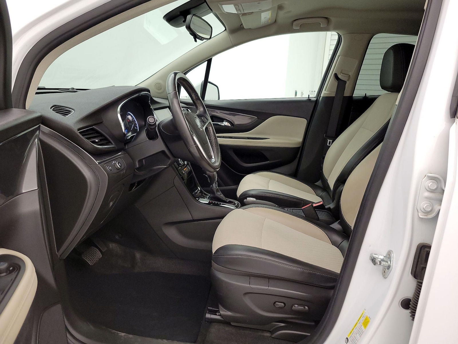 2020 Buick Encore Preferred - Photo 12