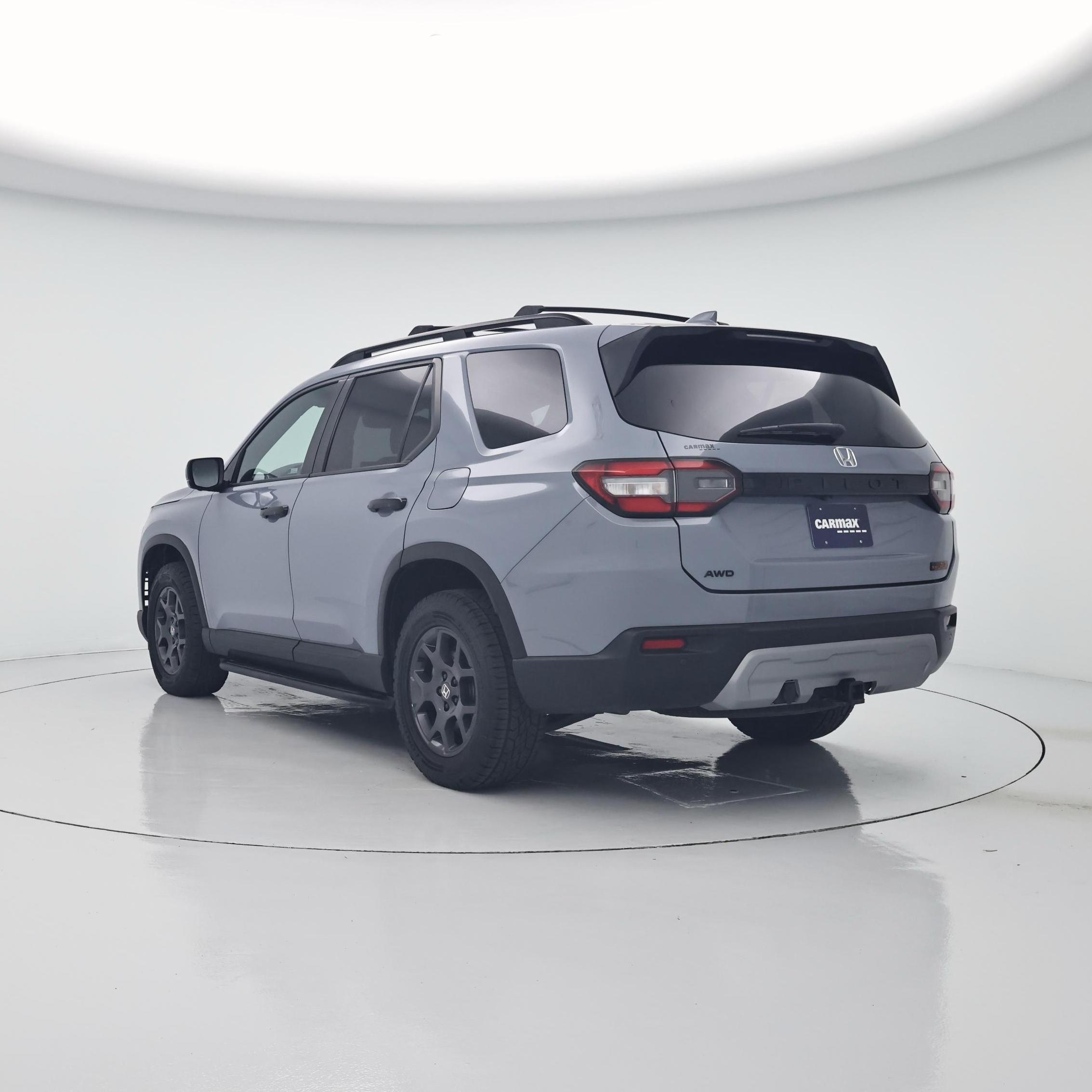 Thumbnail: 2023 Honda Pilot - 2