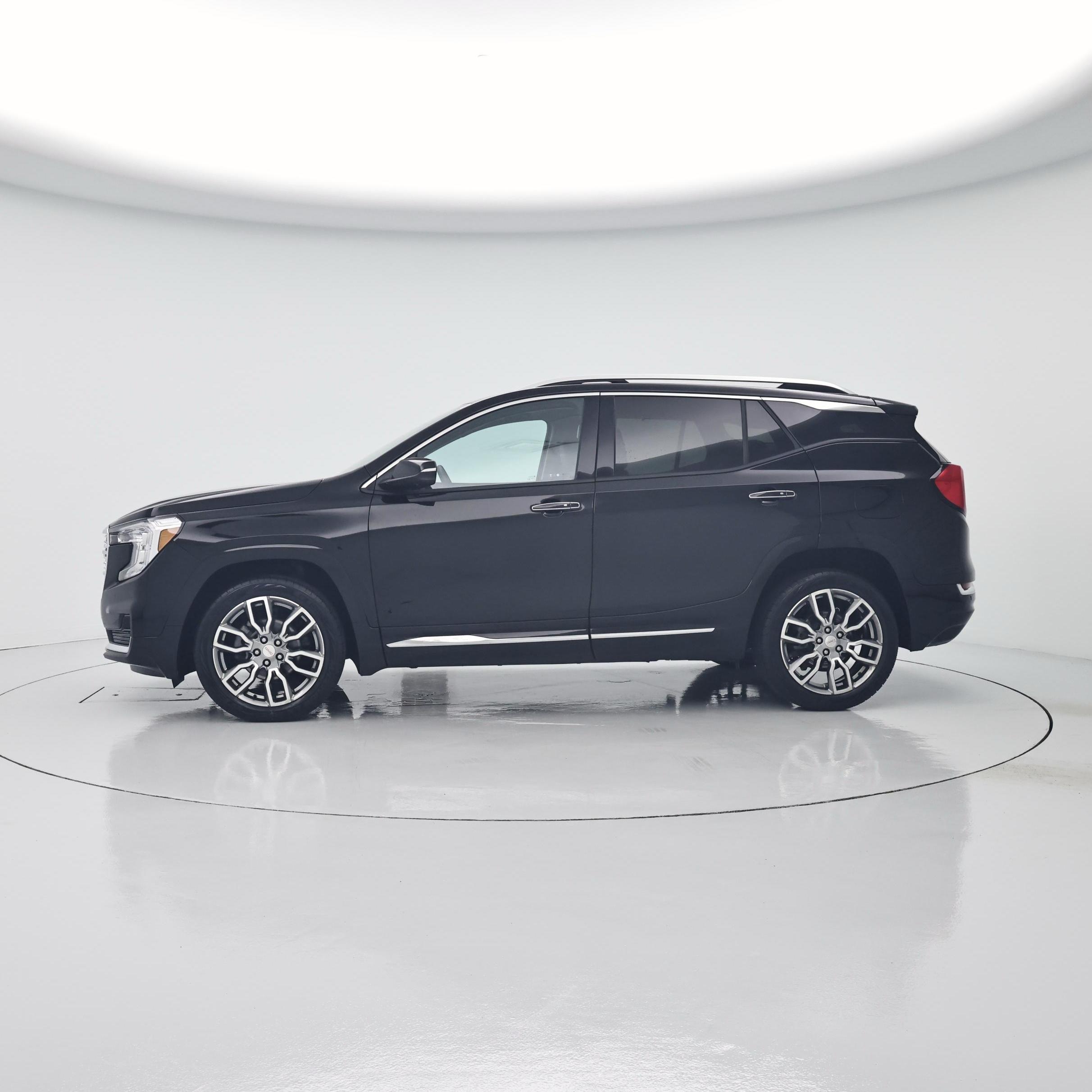 Thumbnail: 2023 GMC Terrain - 3