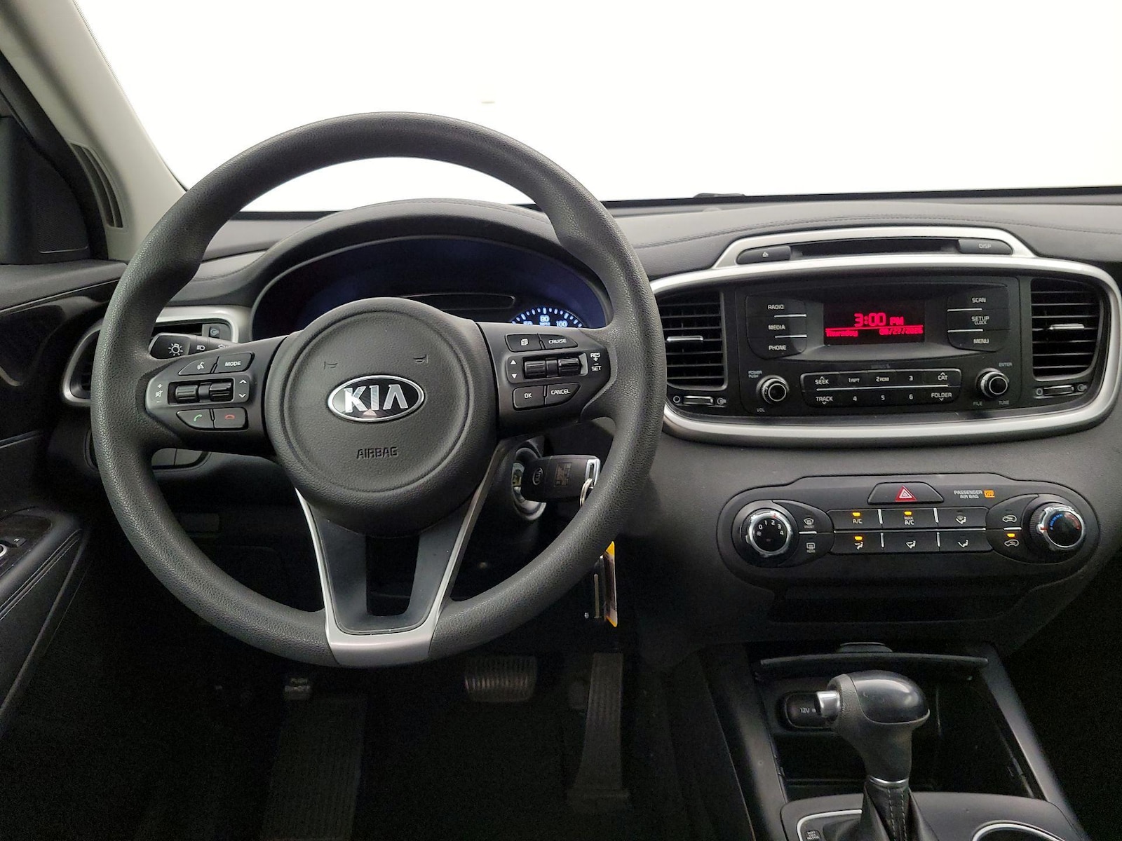 2017 Kia Sorento L - Photo 10