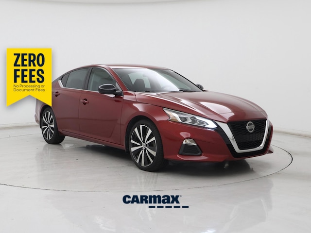Red 2019 Nissan Altima Sedan Front-Wheel Drive Automatic